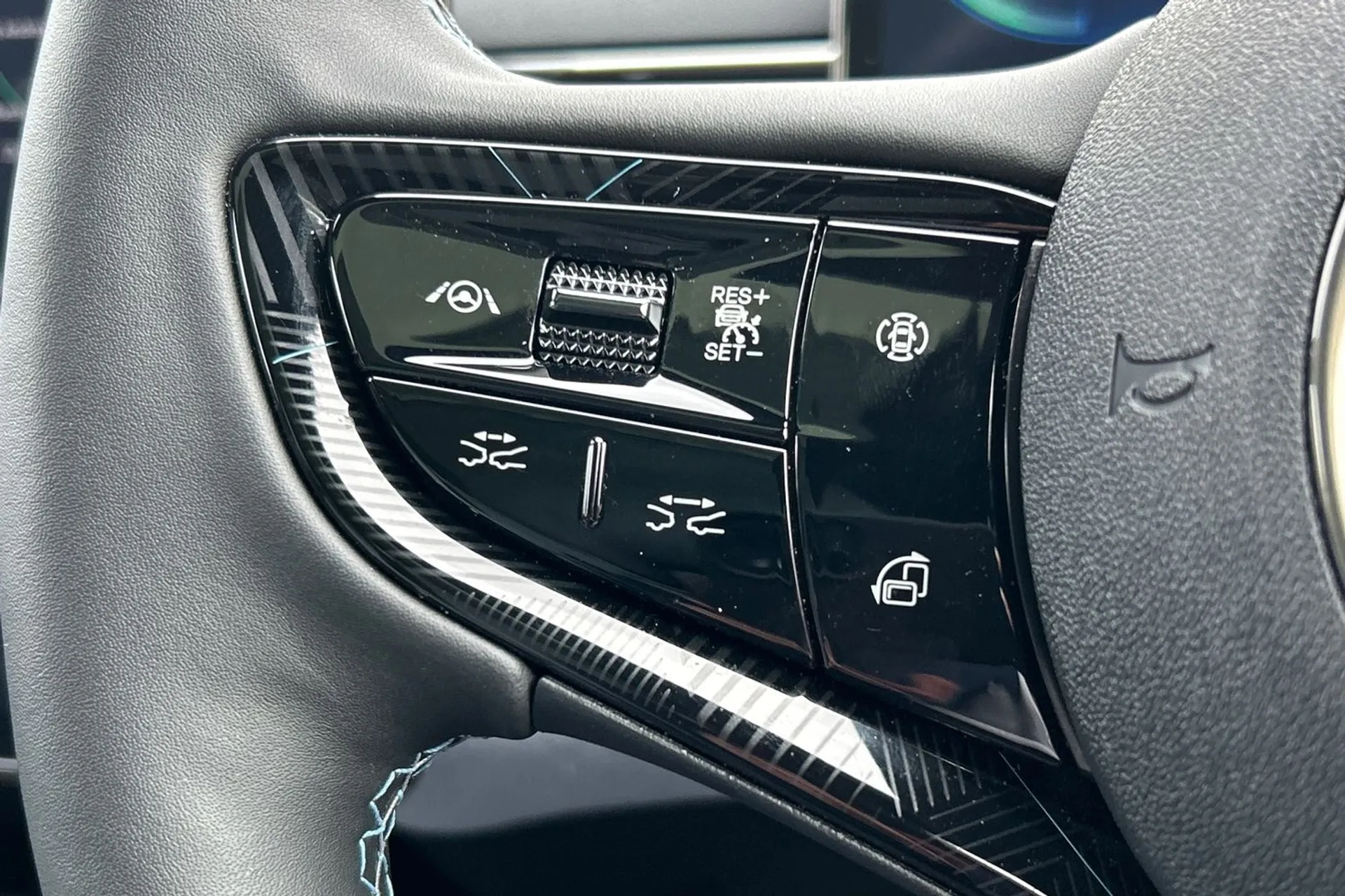 BYD SEAL thumbnail image number 41