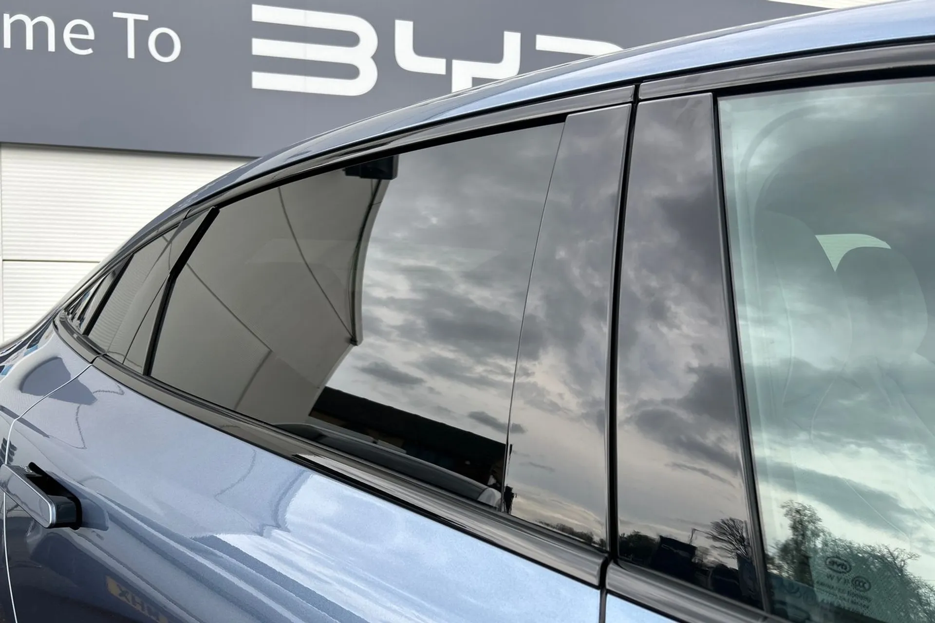 BYD SEAL thumbnail image number 15