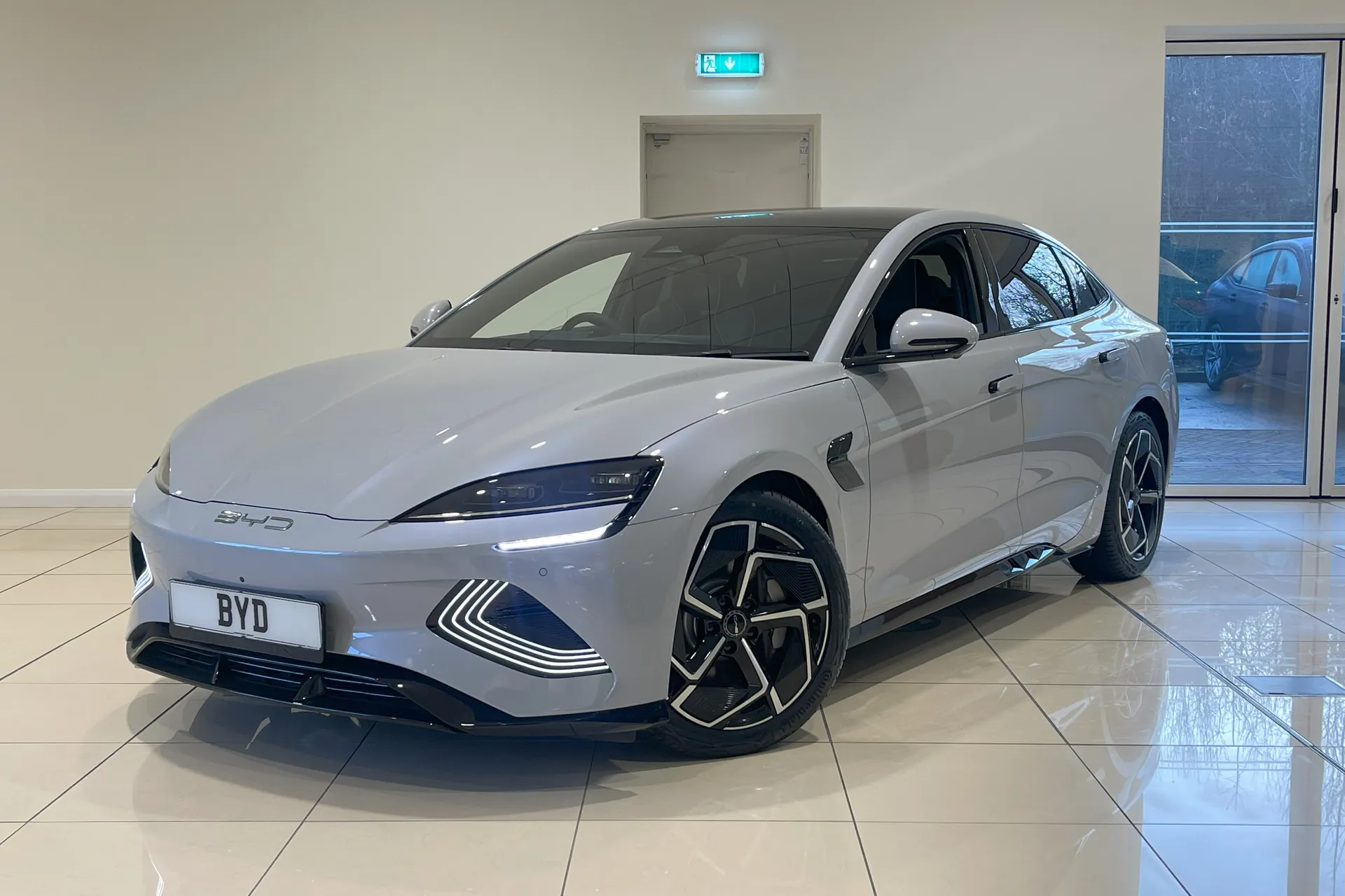 BYD SEAL thumbnail image number 5