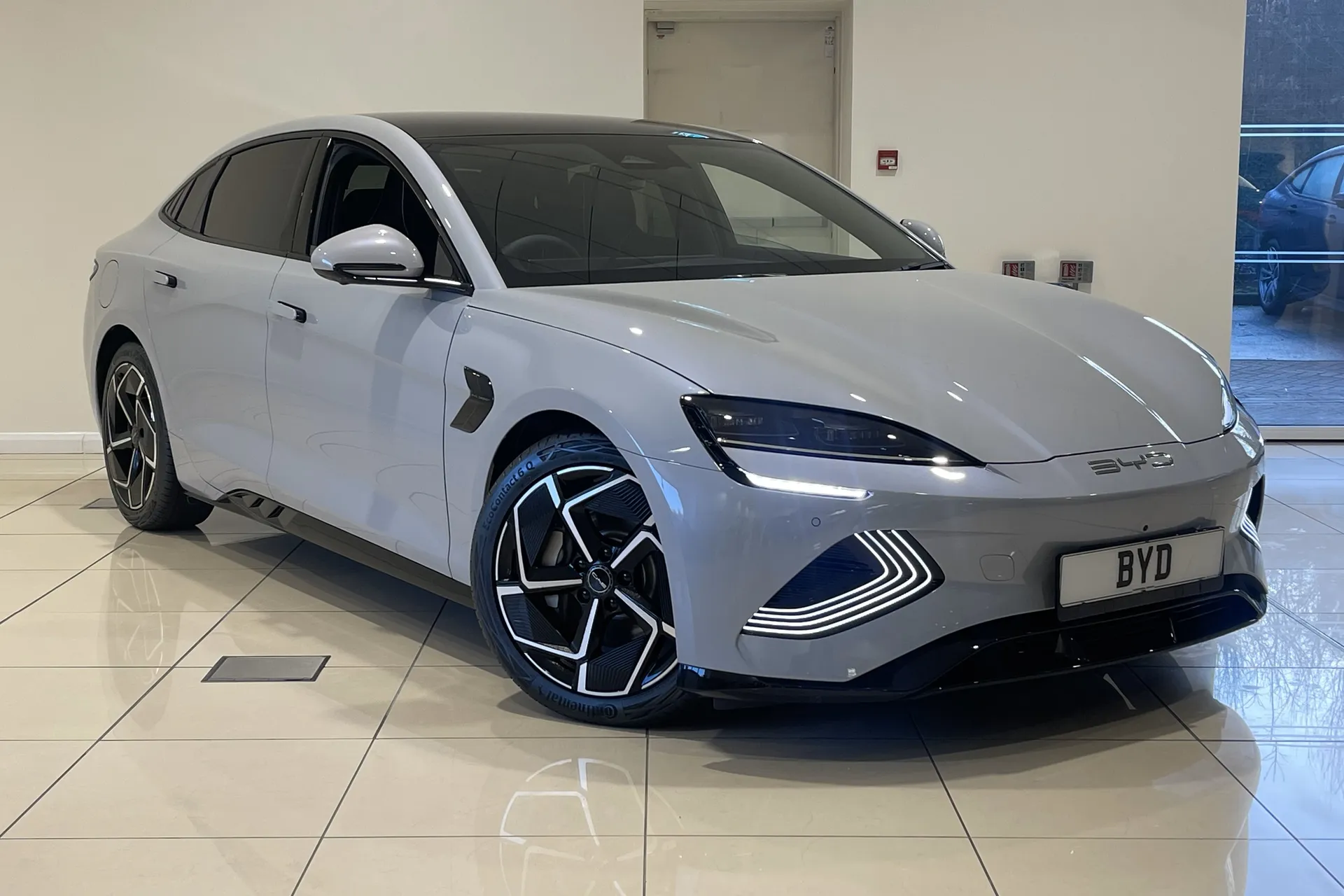 BYD SEAL focused image