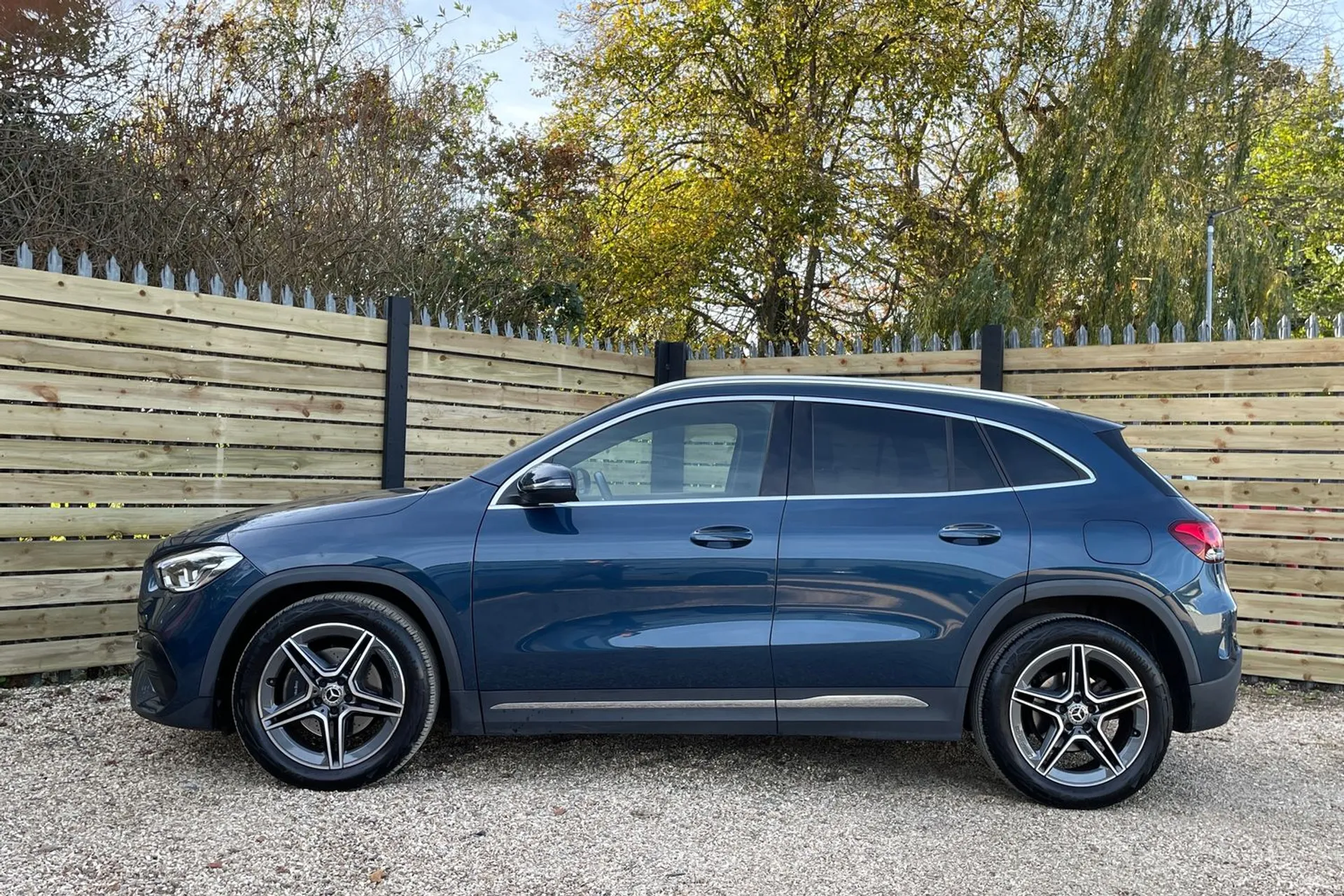 MERCEDES-BENZ GLA thumbnail image number 10