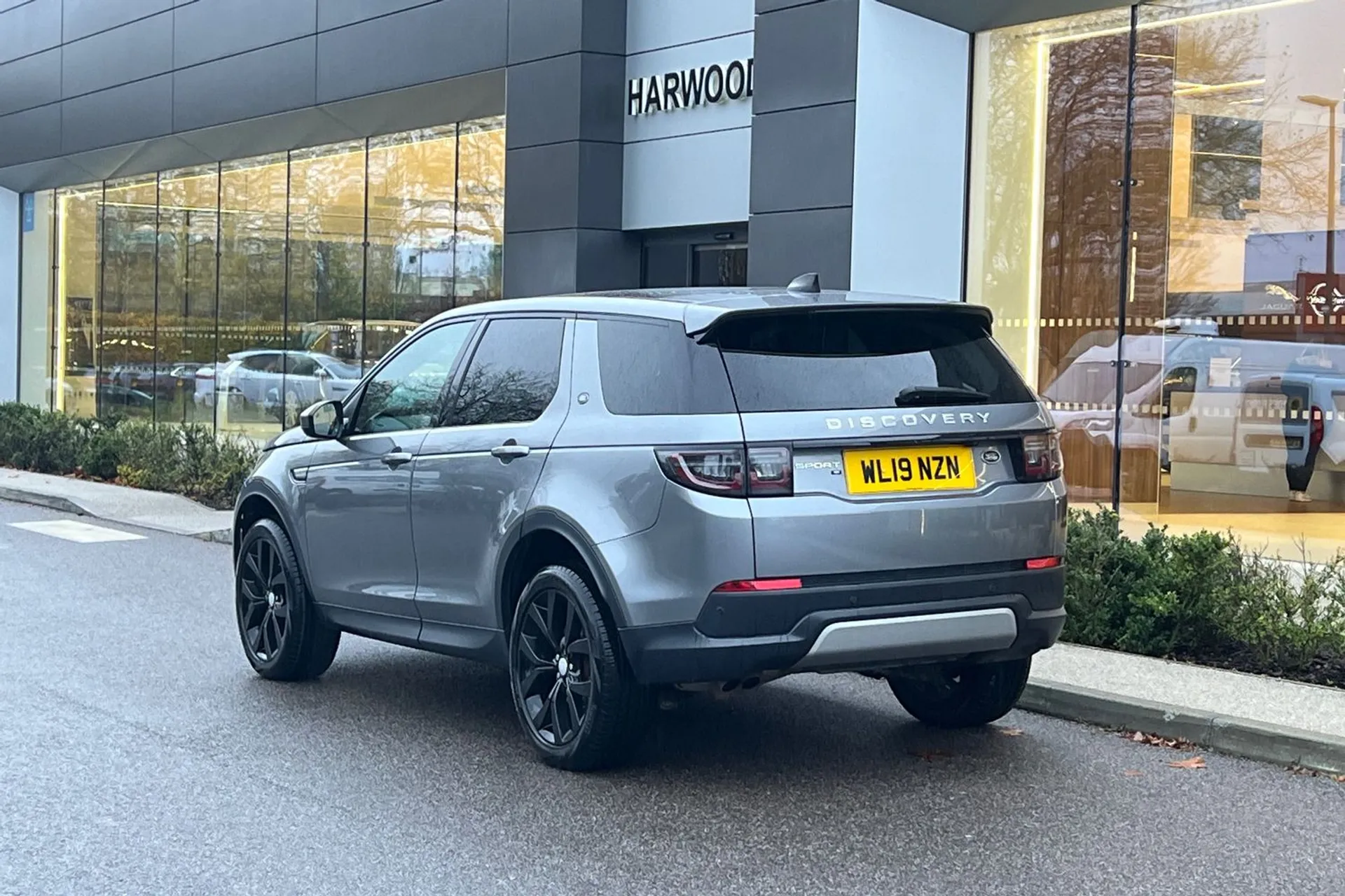 LAND ROVER DISCOVERY SPORT thumbnail image number 14