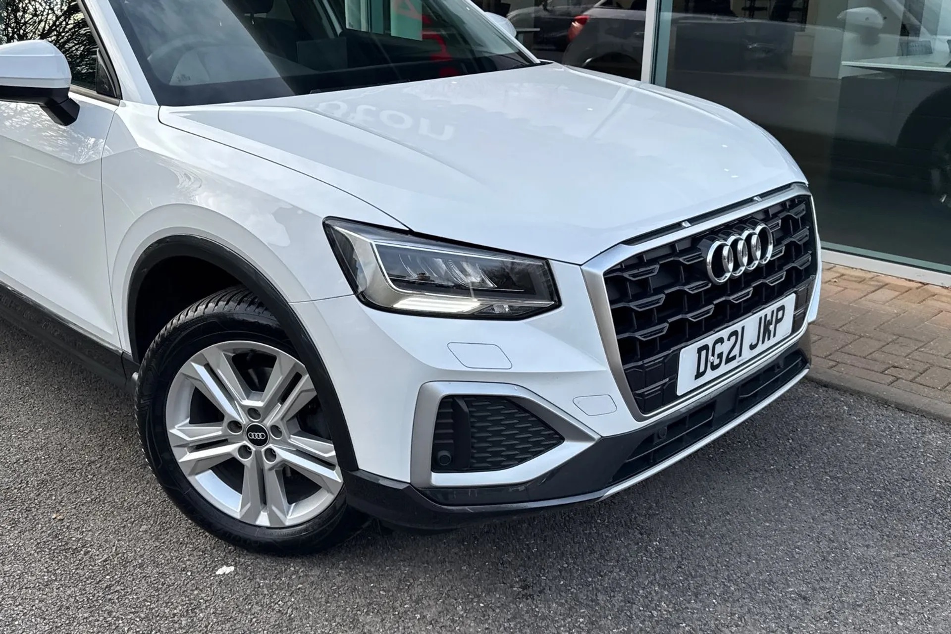 Audi Q2 thumbnail image number 6