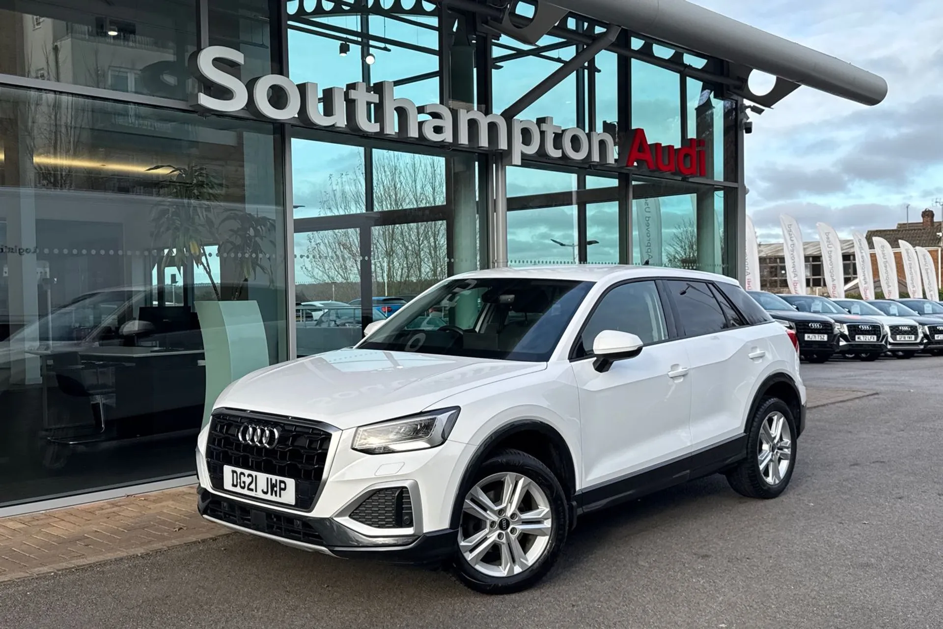 Audi Q2 thumbnail image number 10