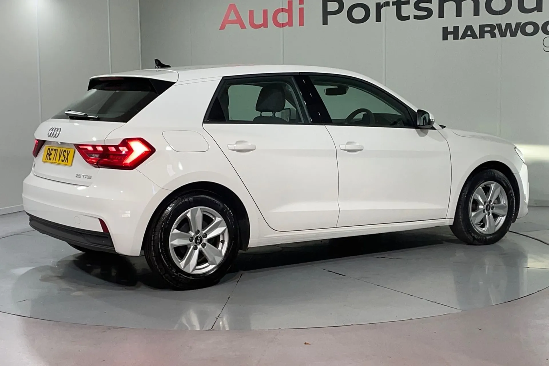 Audi A1 thumbnail image number 10