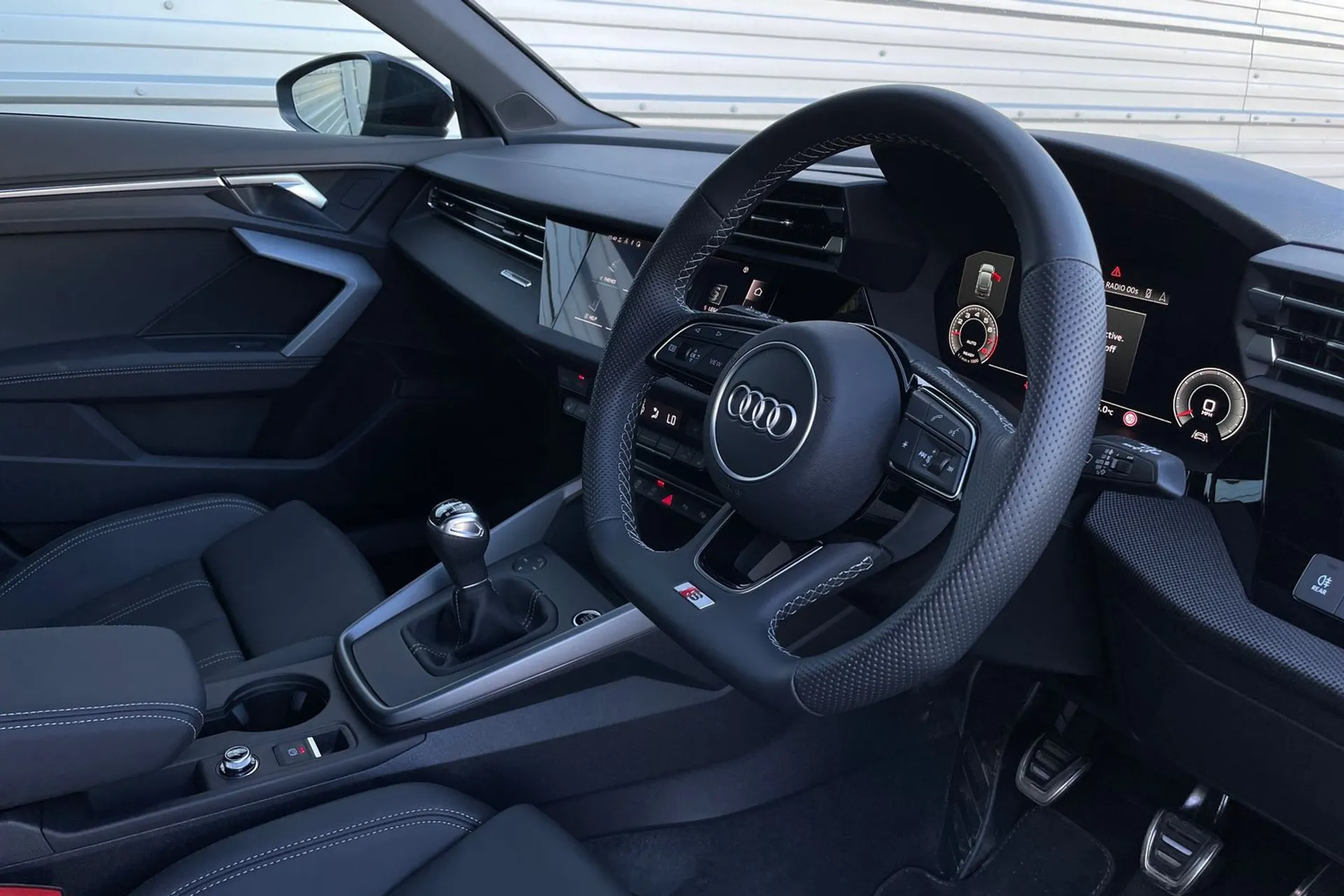 Audi A3 thumbnail image number 28