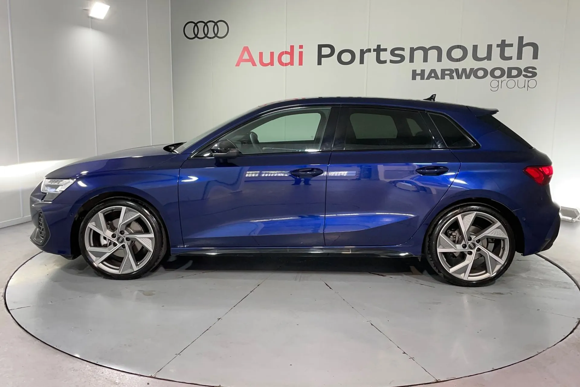 Audi A3 thumbnail image number 11