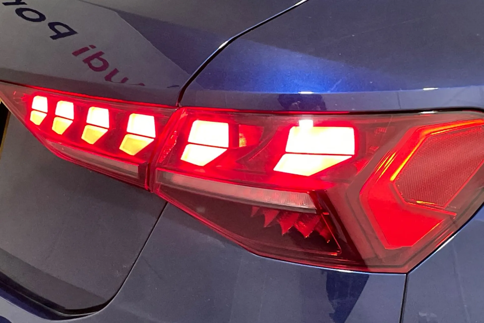 Audi A3 thumbnail image number 17