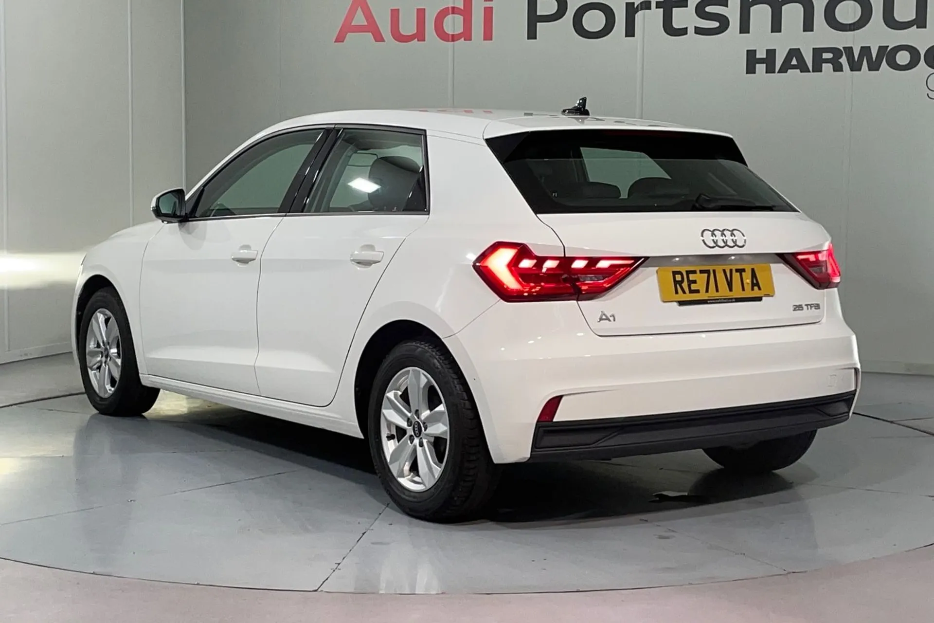 Audi A1 thumbnail image number 9