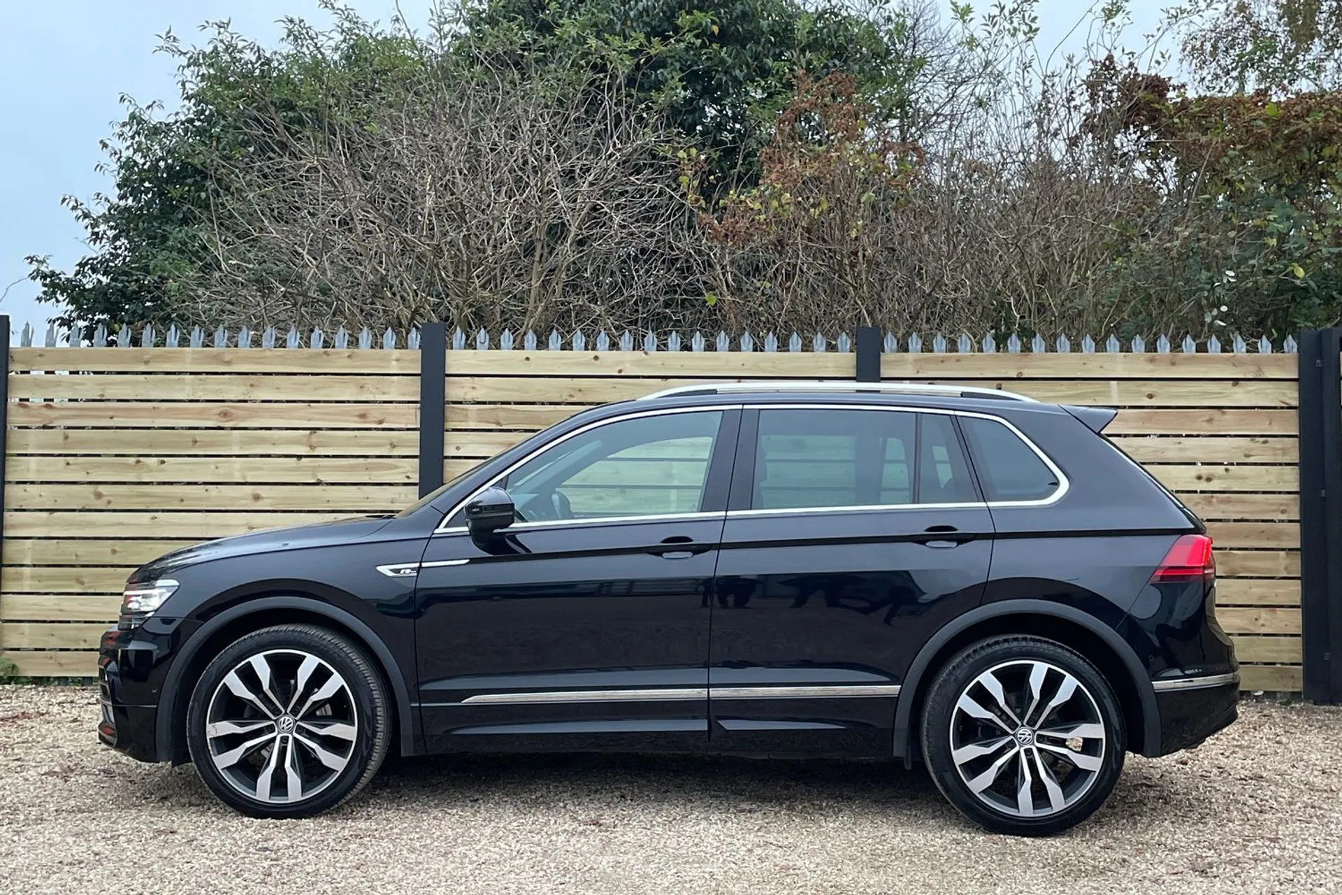 VOLKSWAGEN TIGUAN thumbnail image number 7