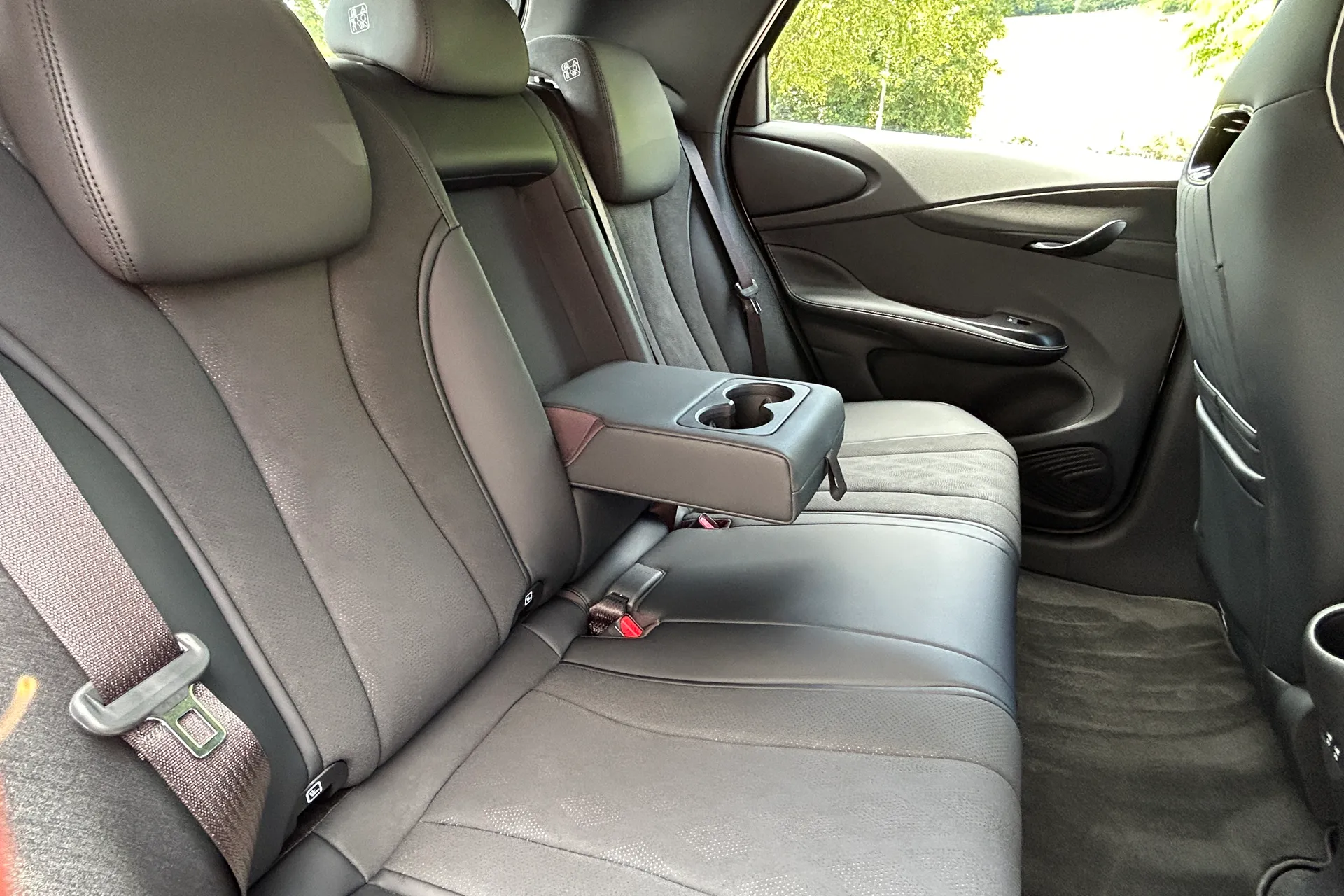 BYD DOLPHIN thumbnail image number 33