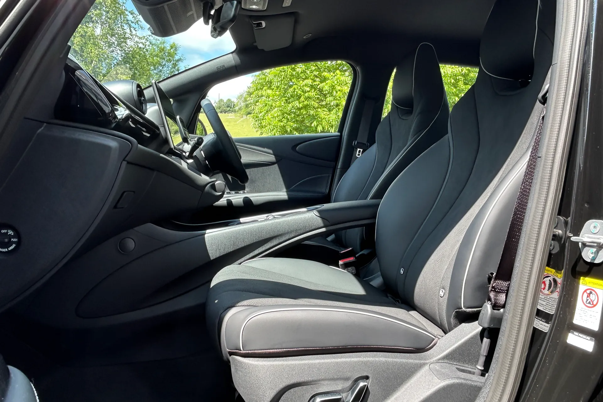 BYD DOLPHIN thumbnail image number 10