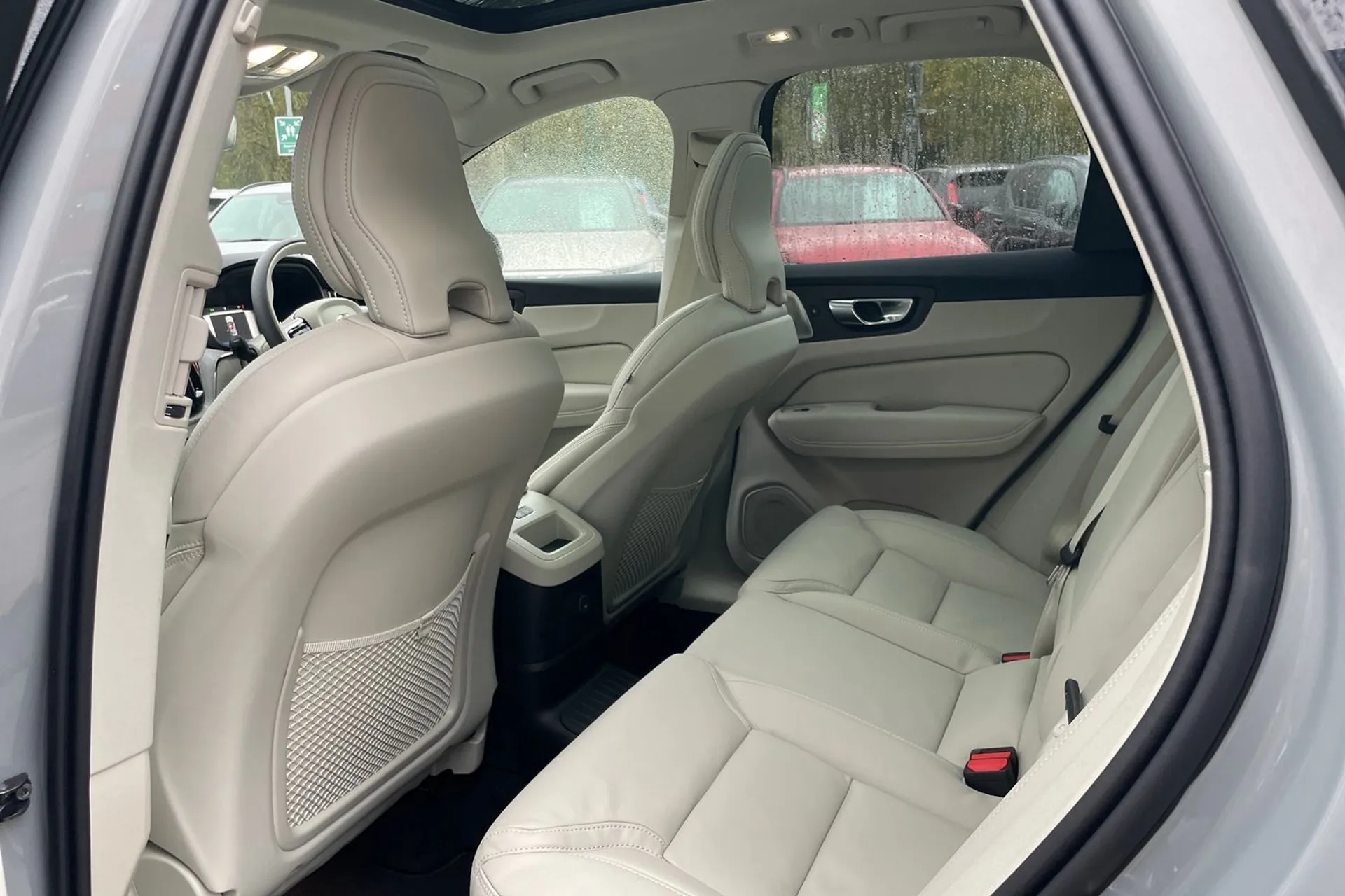 Volvo XC60 thumbnail image number 33