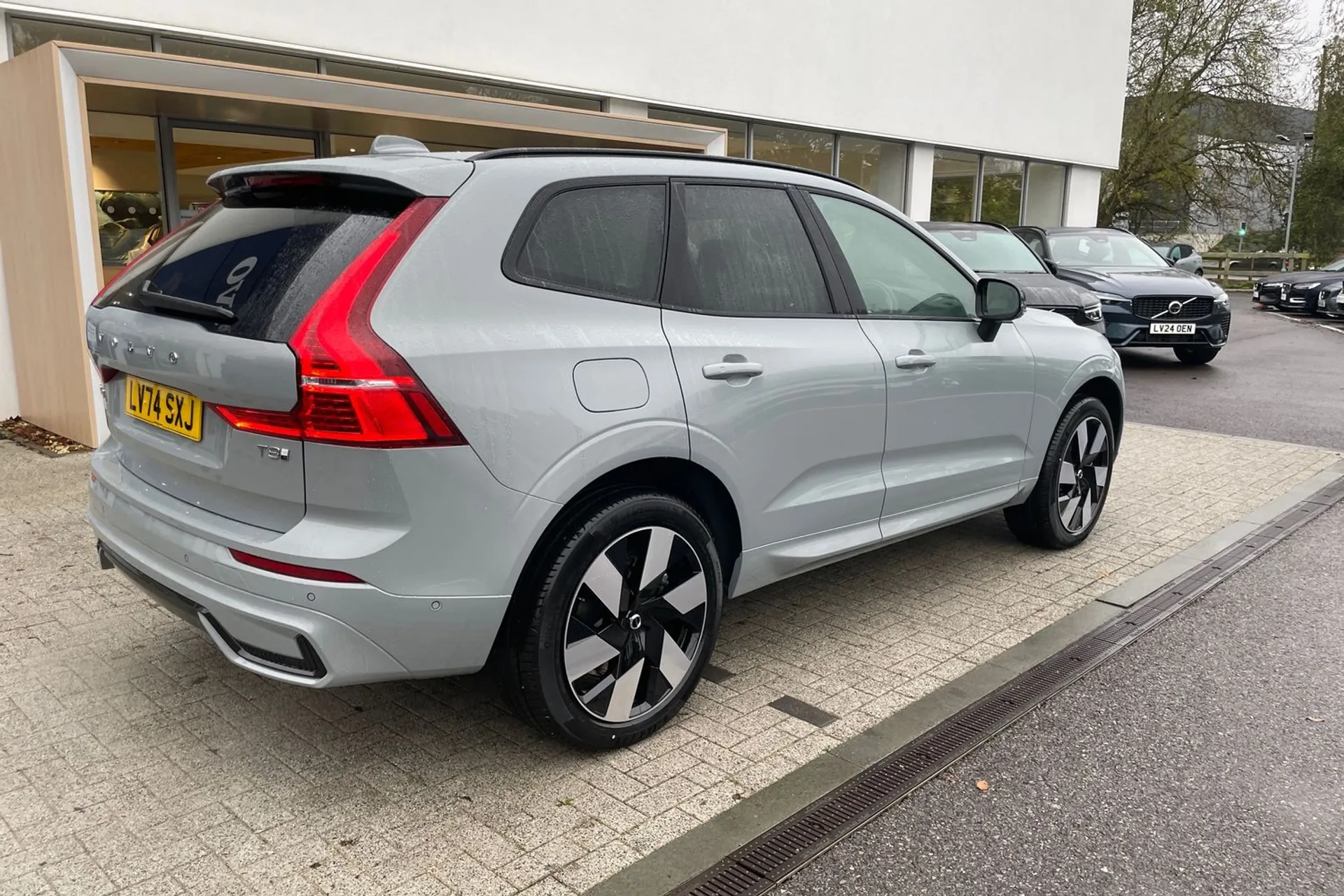 Volvo XC60 thumbnail image number 7