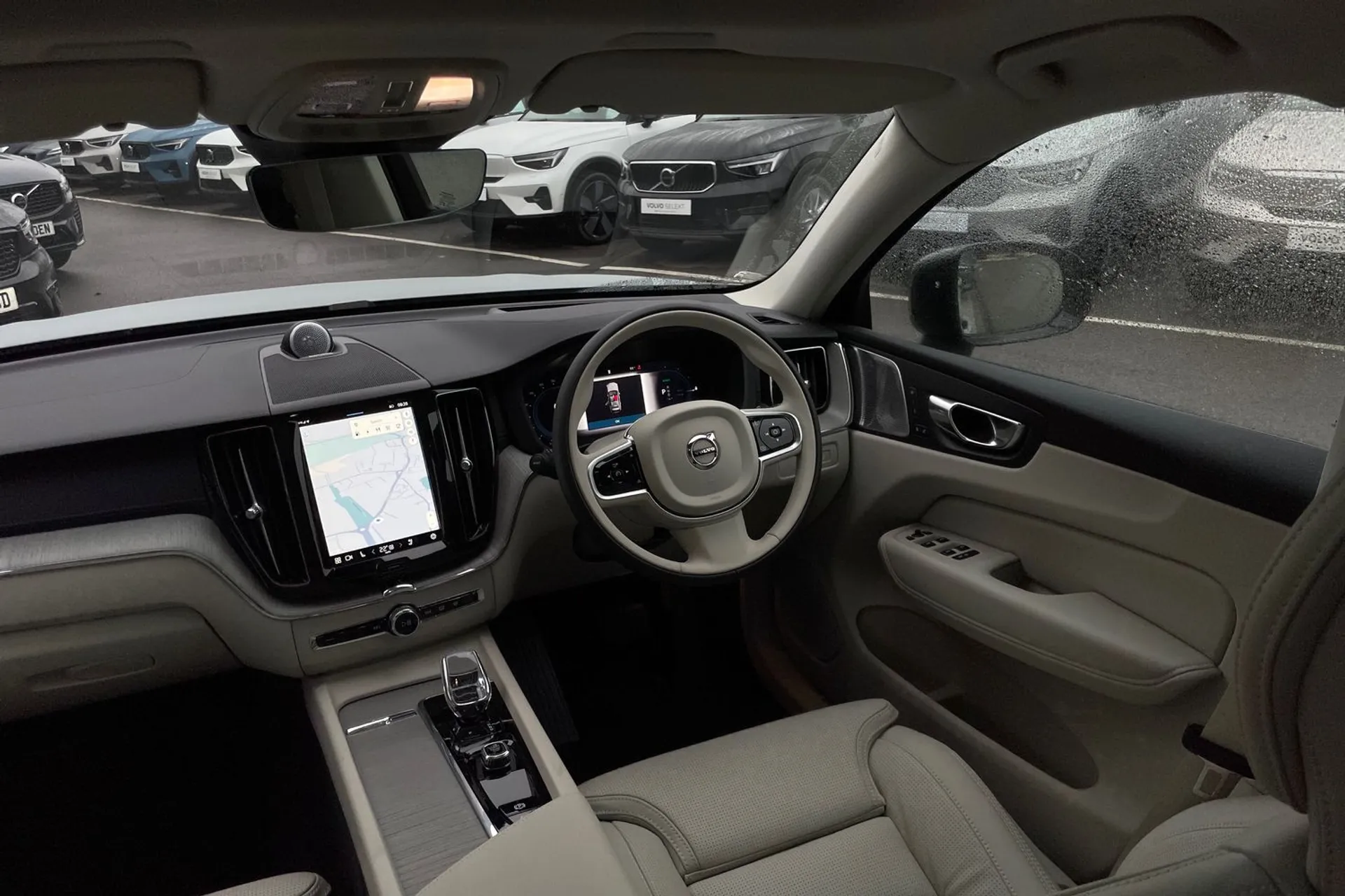 Volvo XC60 thumbnail image number 36