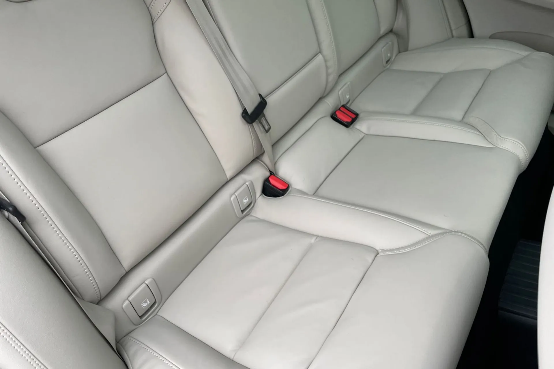 Volvo XC60 thumbnail image number 27