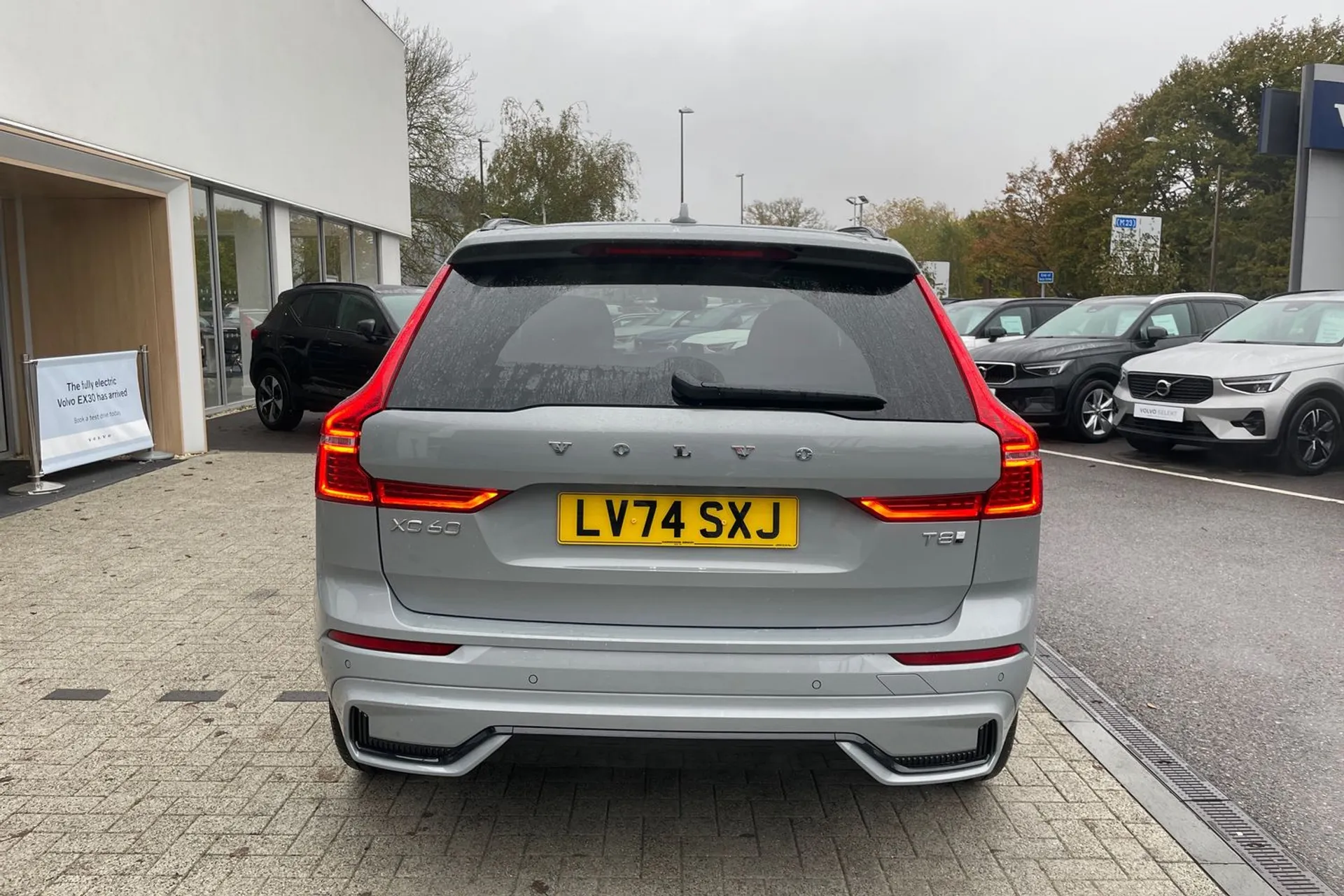 Volvo XC60 thumbnail image number 8