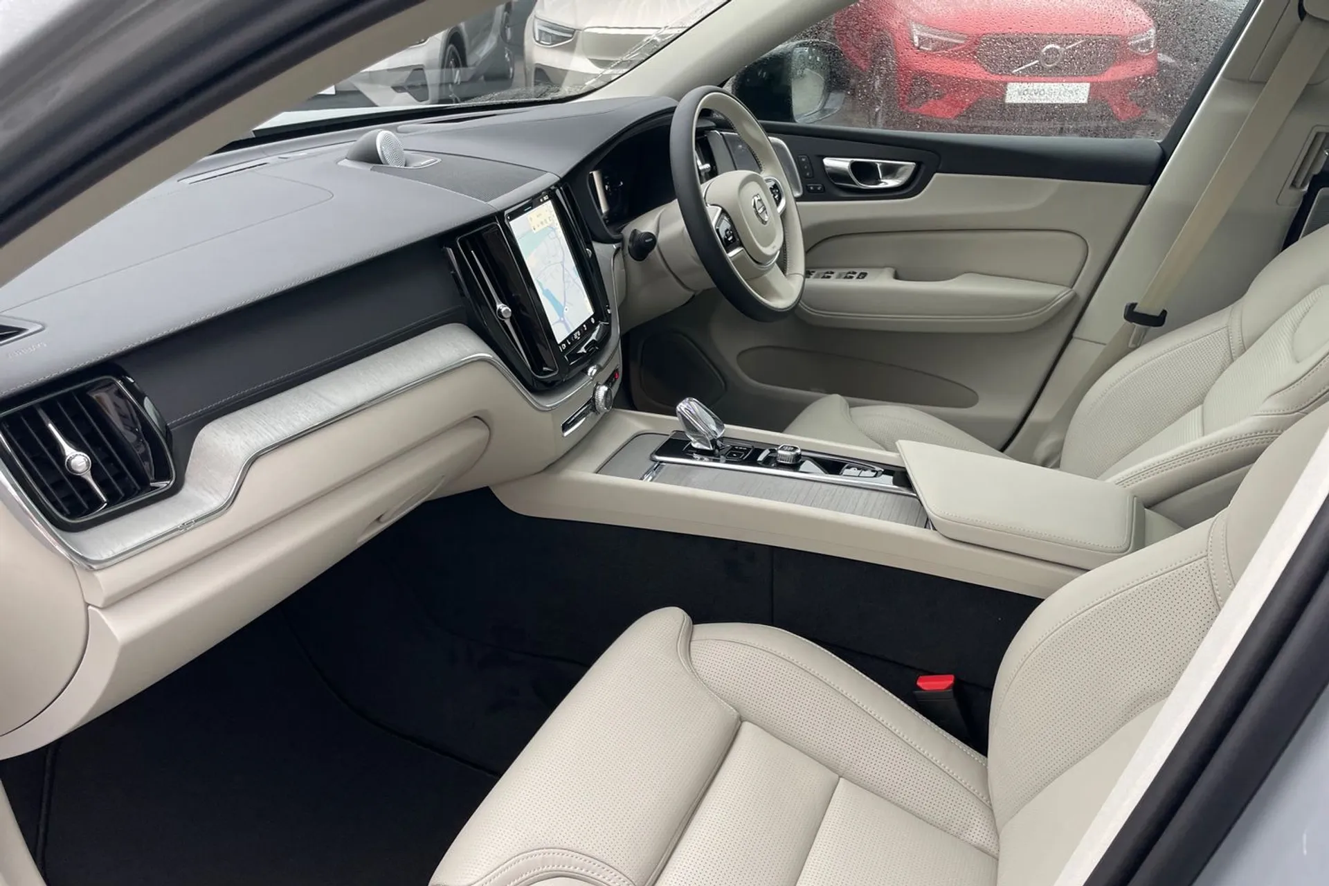 Volvo XC60 thumbnail image number 29