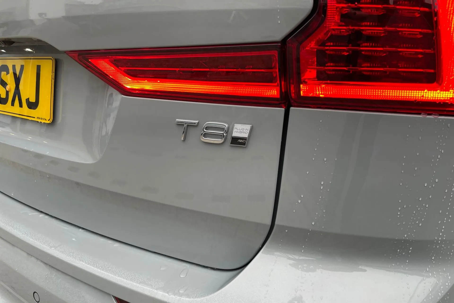 Volvo XC60 thumbnail image number 16