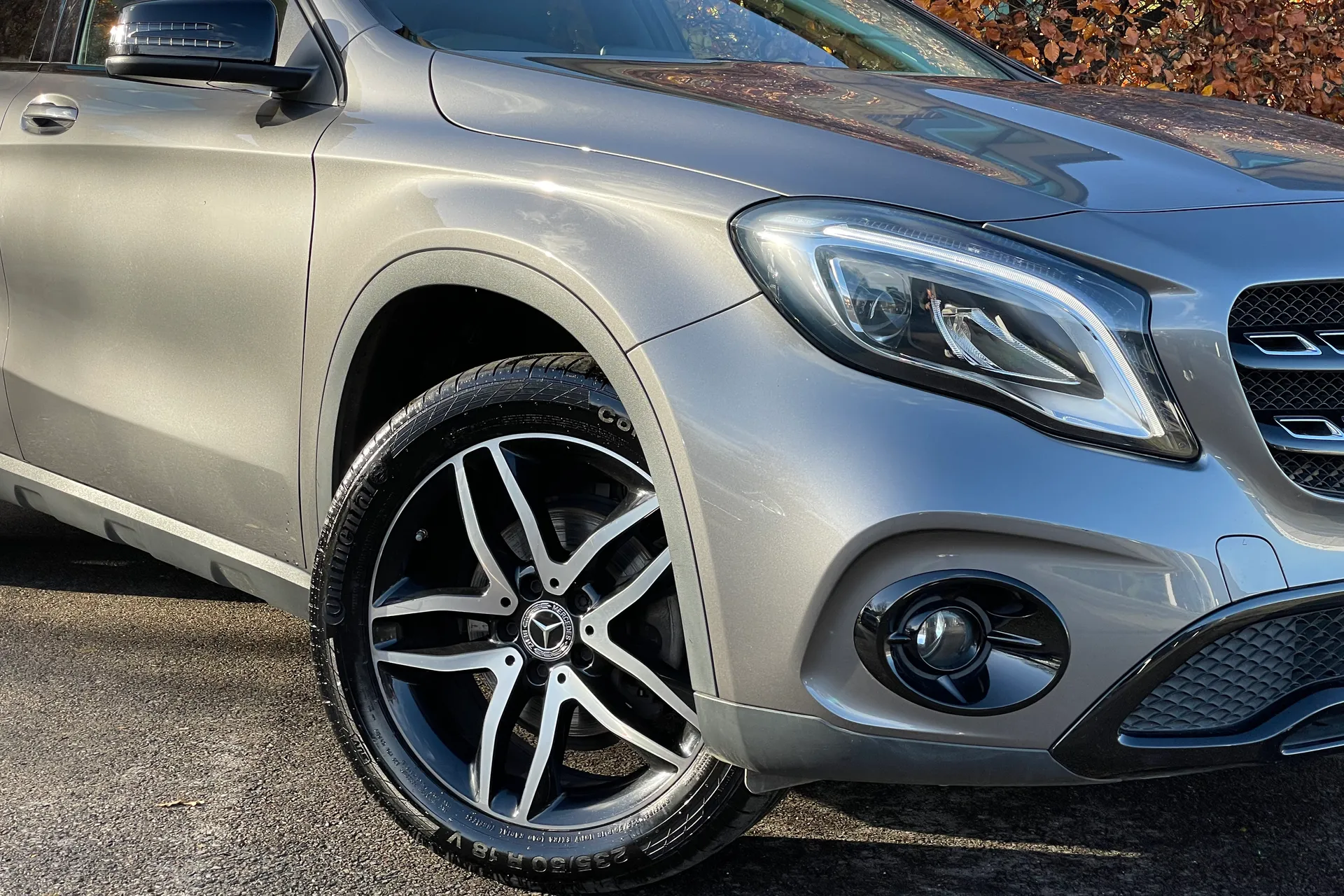 MERCEDES-BENZ GLA thumbnail image number 35