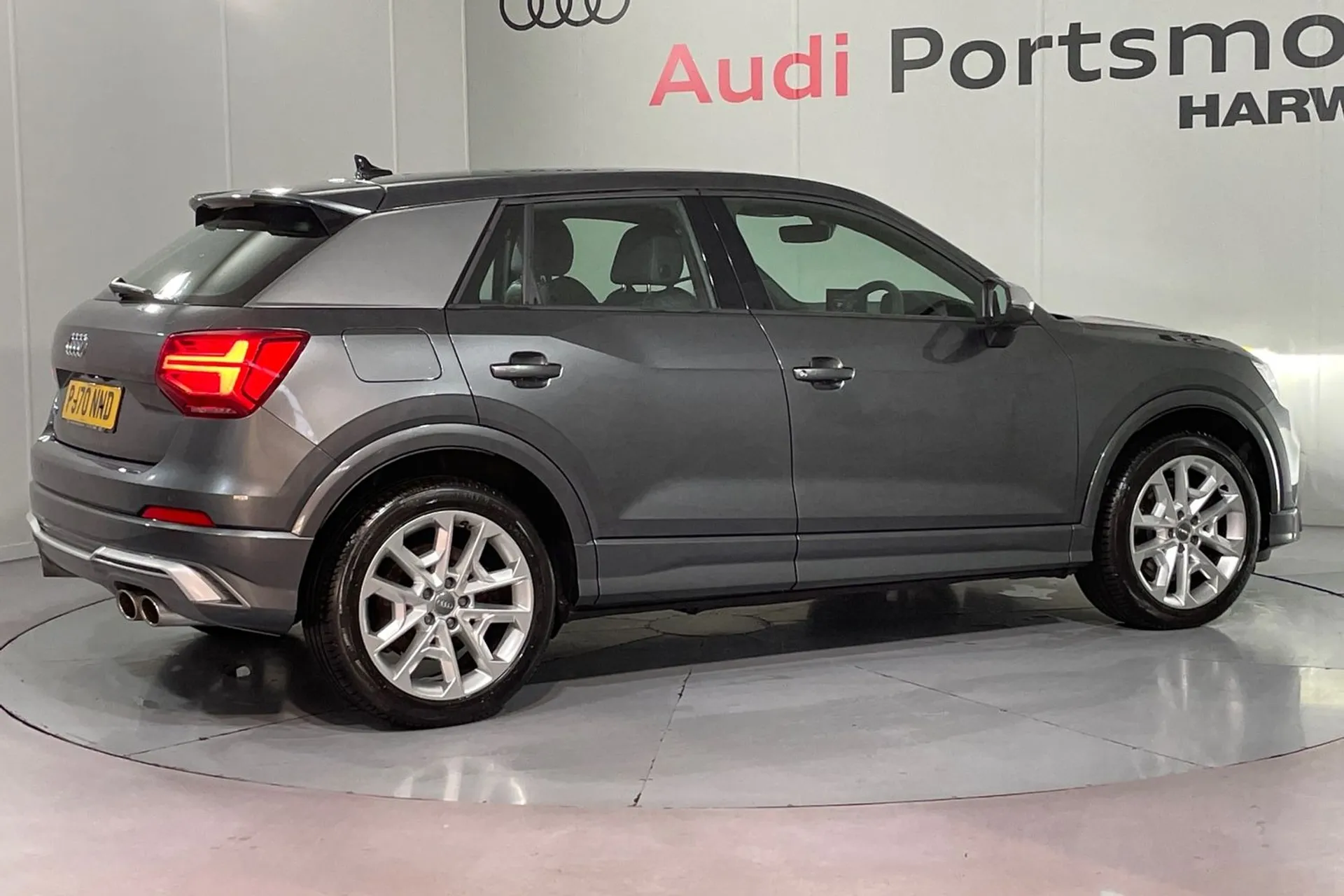 Audi Q2 thumbnail image number 11