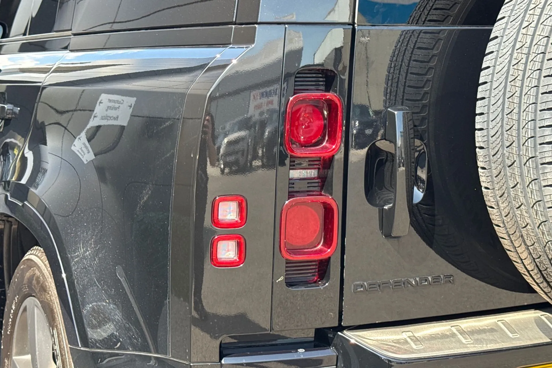 LAND ROVER DEFENDER thumbnail image number 39