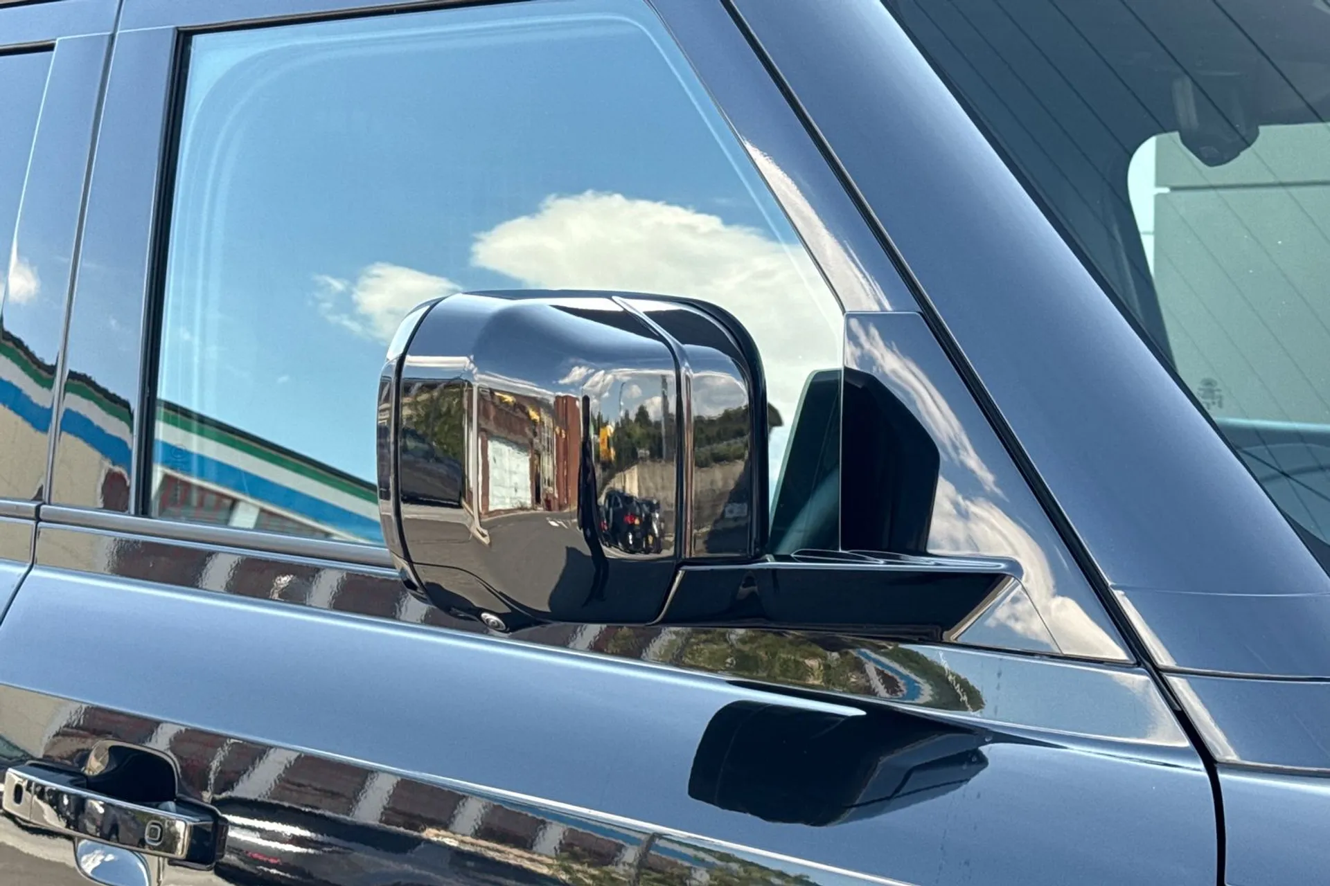 LAND ROVER DEFENDER thumbnail image number 29