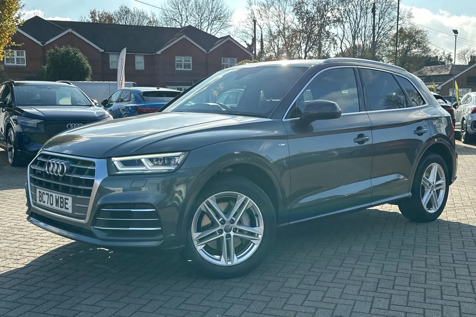 Audi Q5 thumbnail image number 18