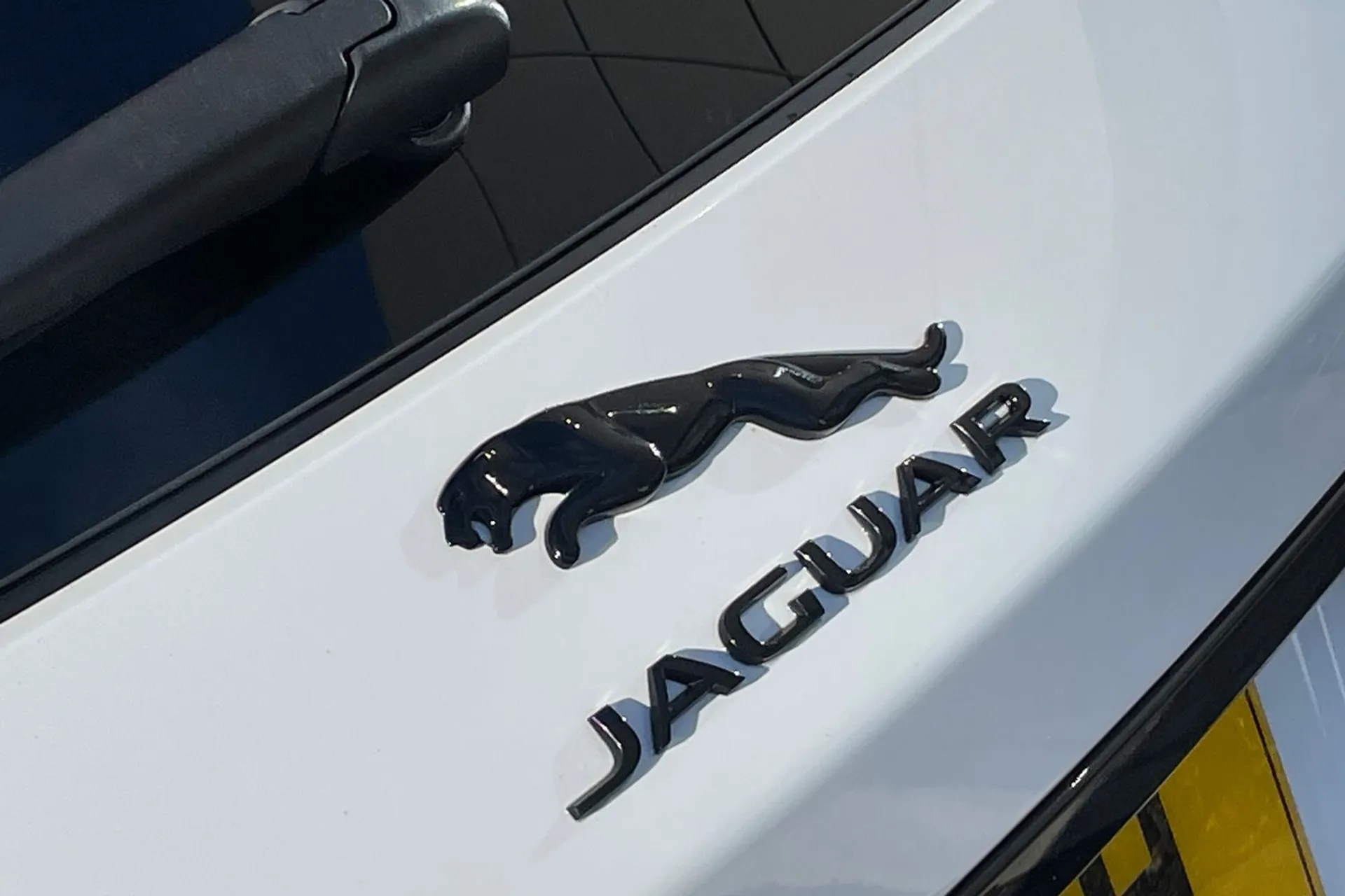 Jaguar XF thumbnail image number 49