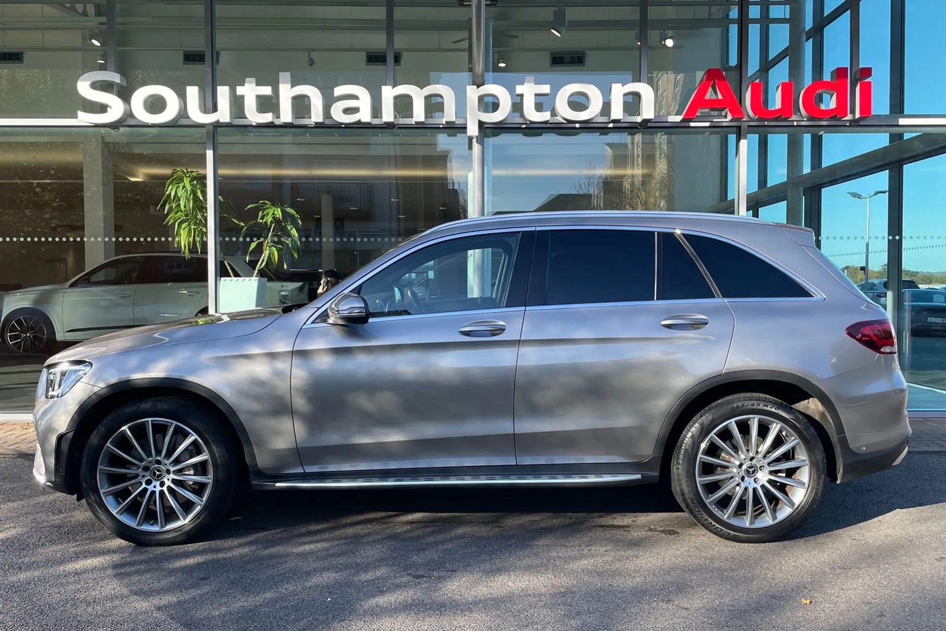 MERCEDES-BENZ GLC thumbnail image number 9