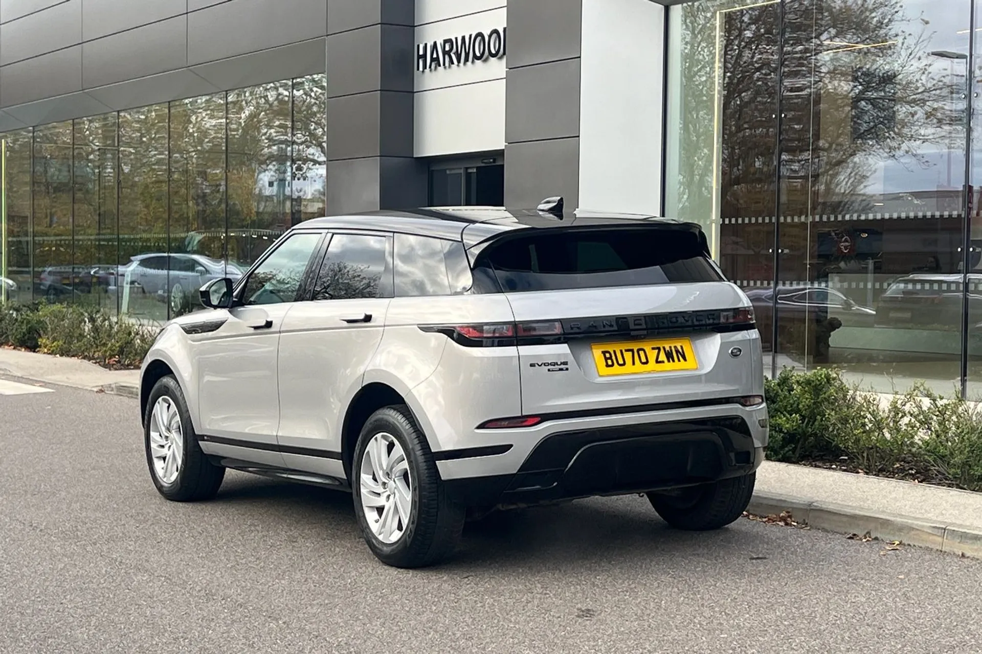 LAND ROVER RANGE ROVER EVOQUE thumbnail image number 11