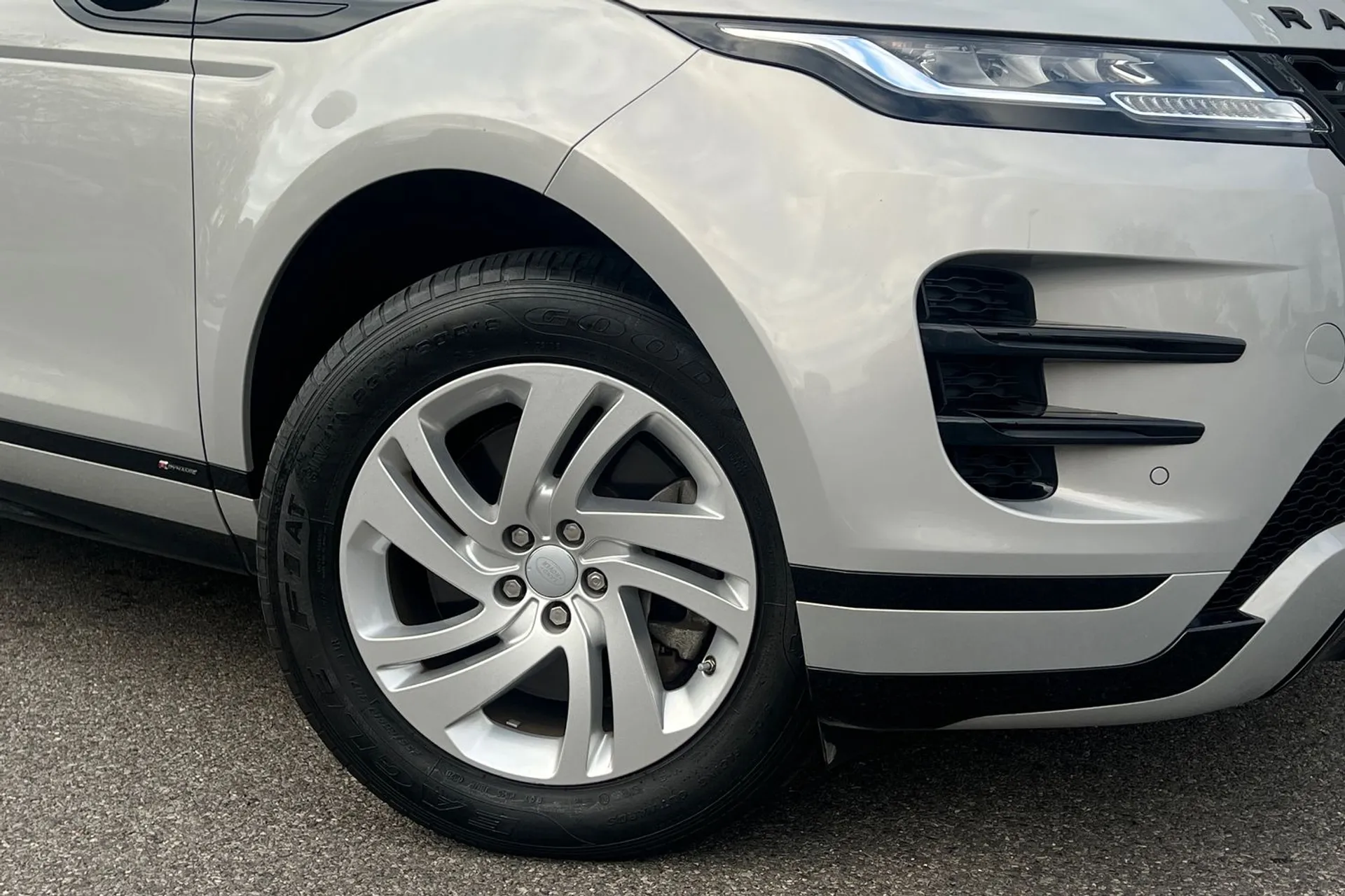 LAND ROVER RANGE ROVER EVOQUE thumbnail image number 8