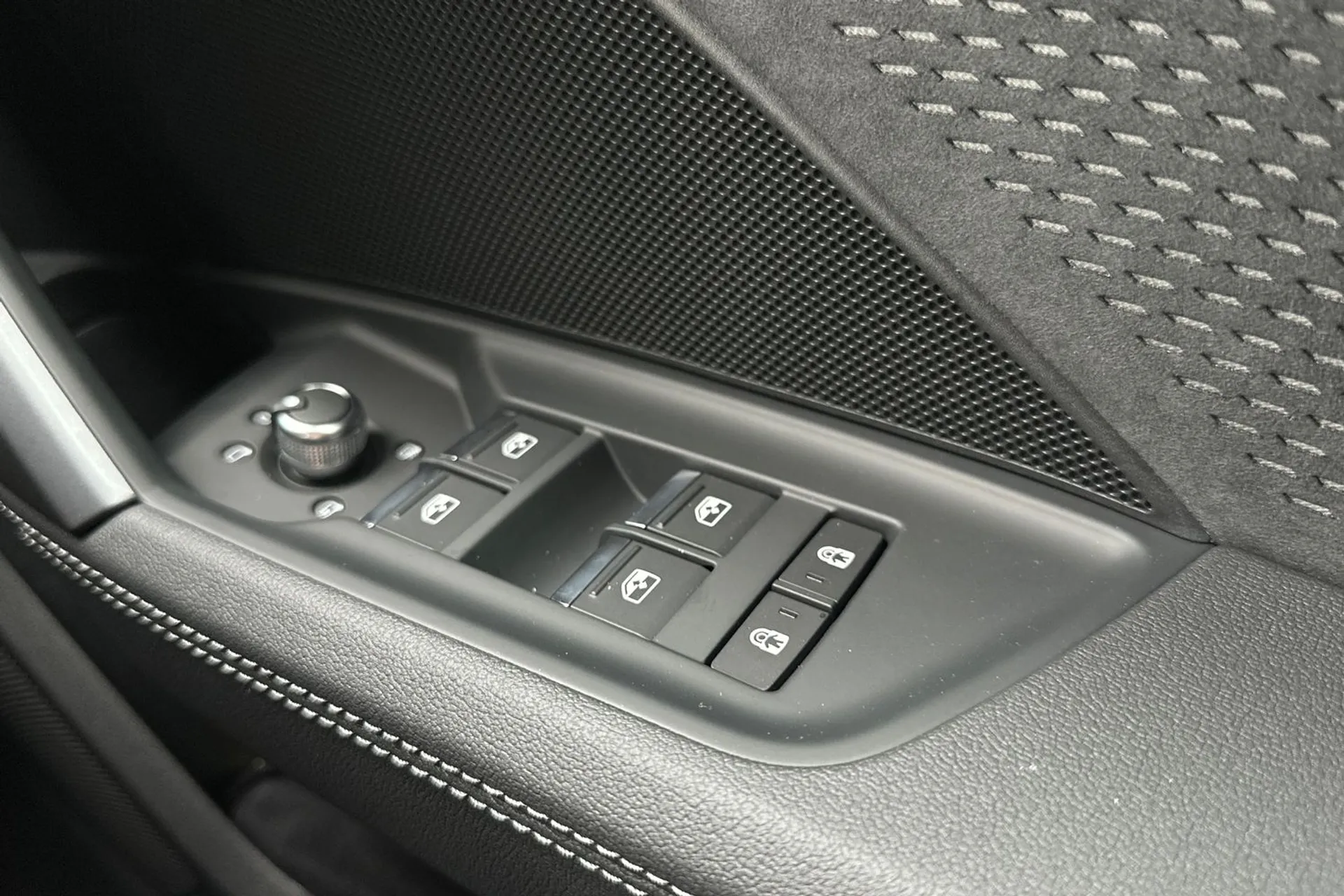 Audi A3 thumbnail image number 14