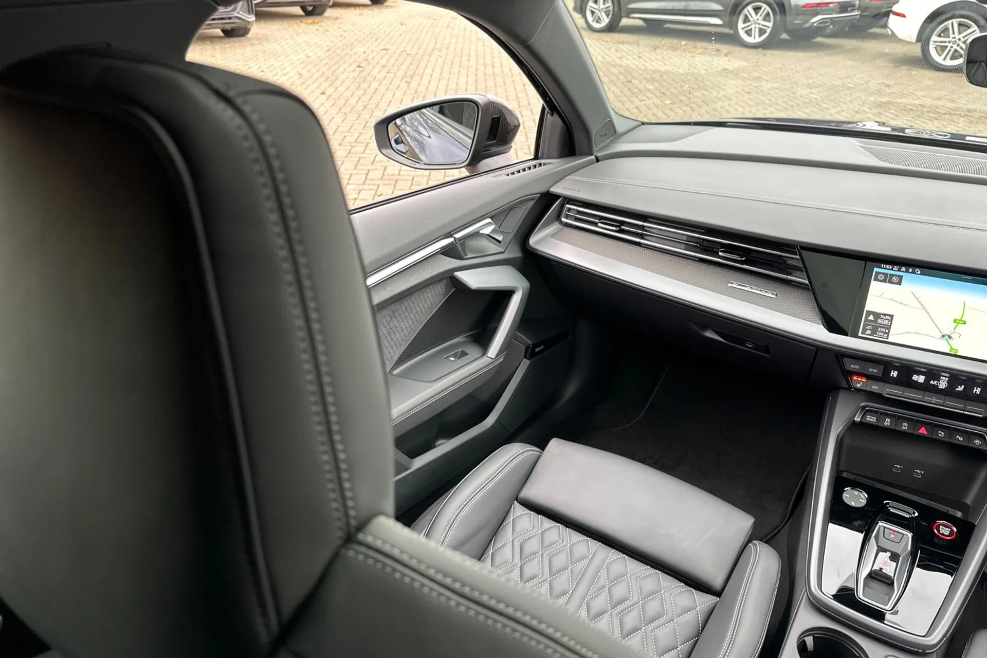 Audi A3 thumbnail image number 31
