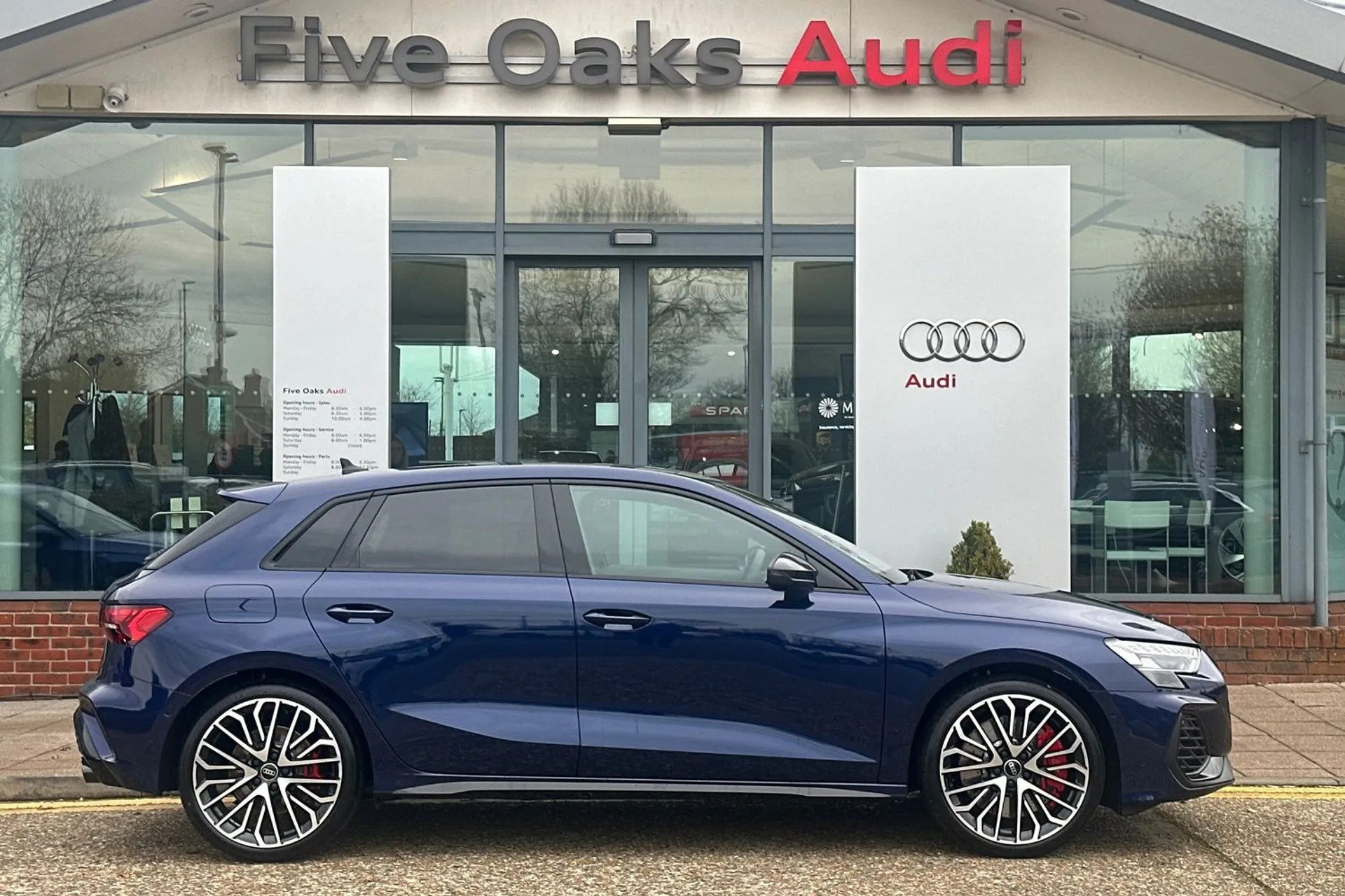 Audi A3 thumbnail image number 2