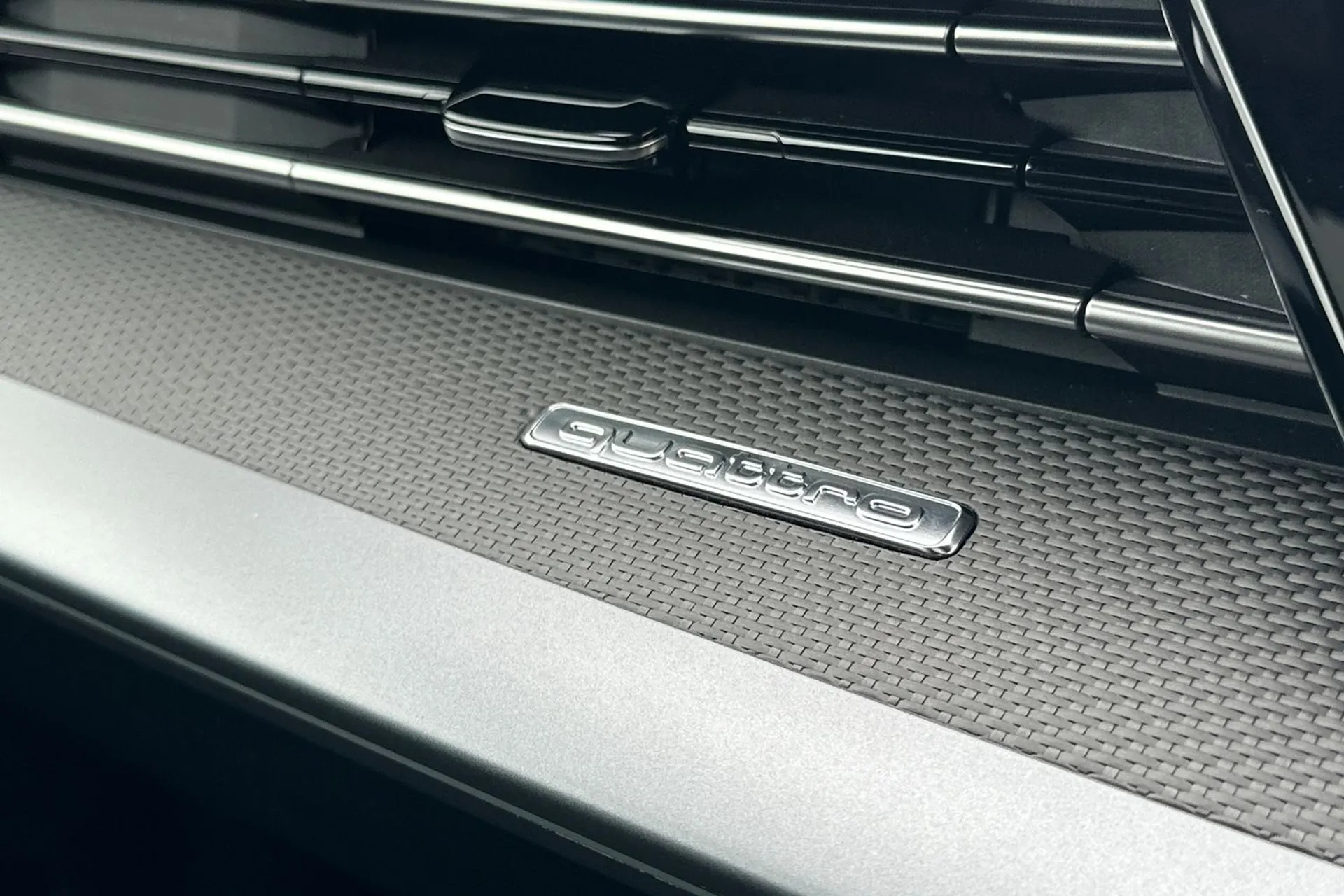 Audi A3 thumbnail image number 40
