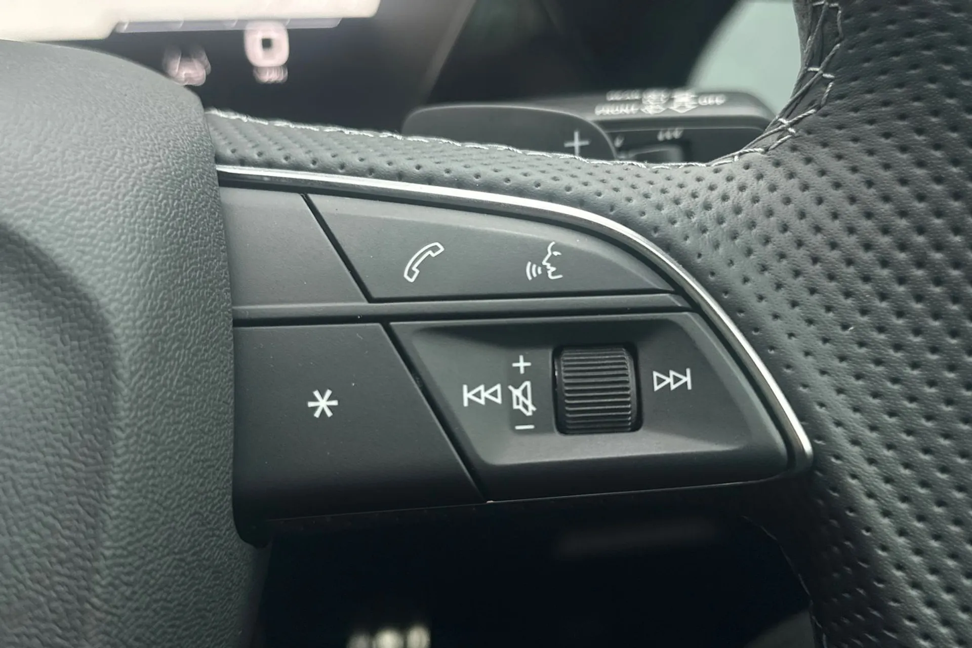 Audi A3 thumbnail image number 17