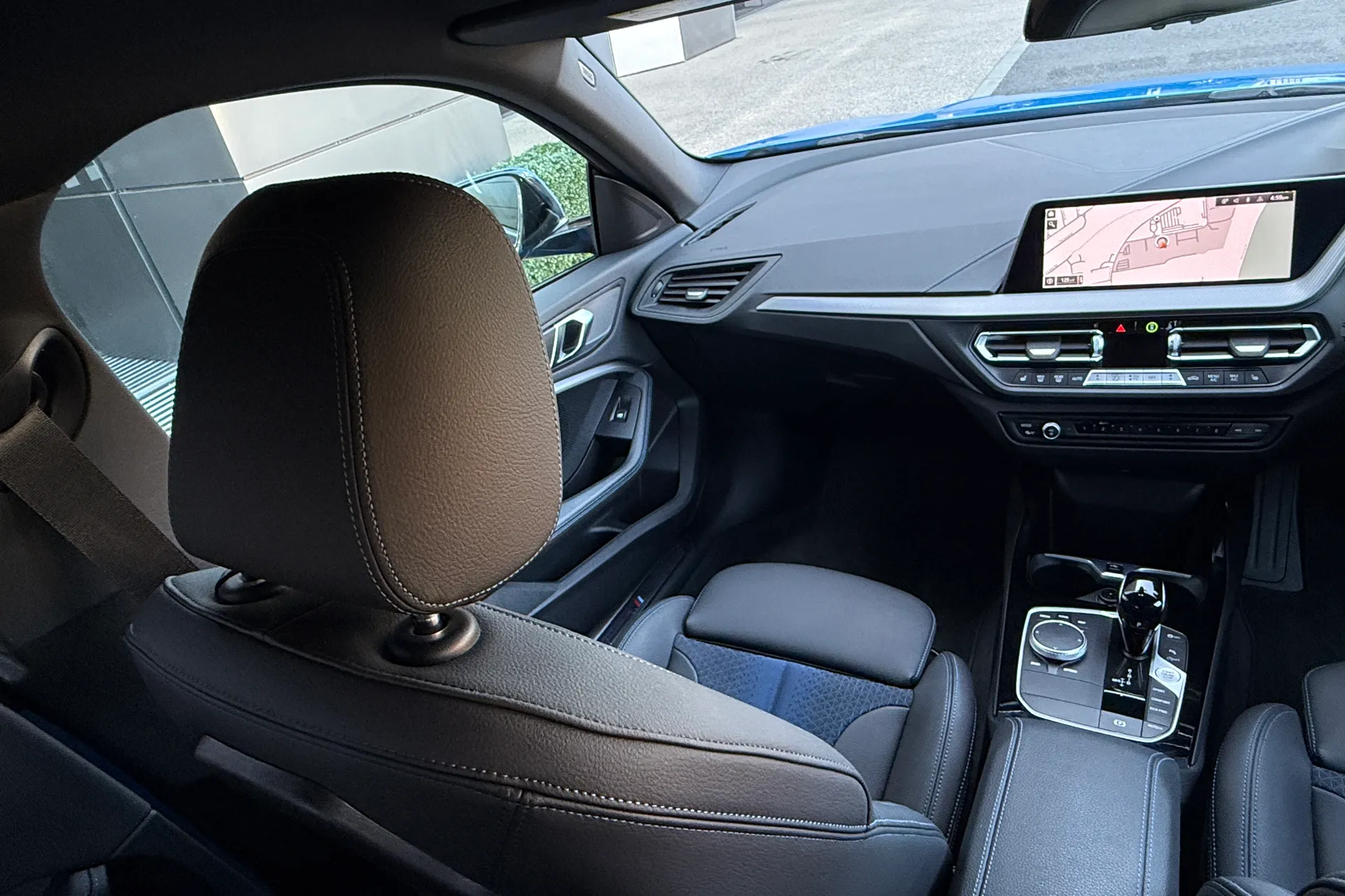 BMW 2 SERIES thumbnail image number 37