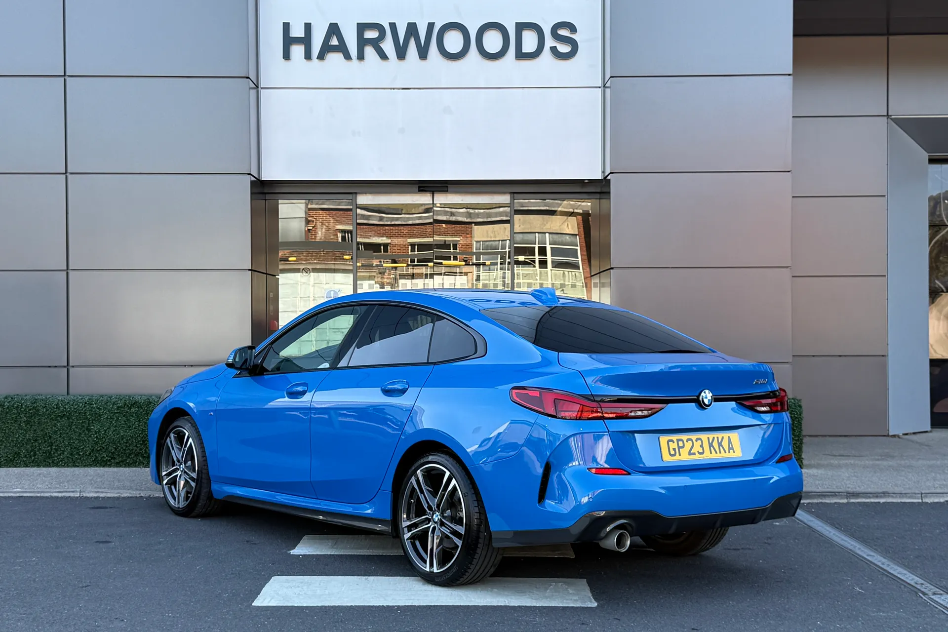 BMW 2 SERIES thumbnail image number 11