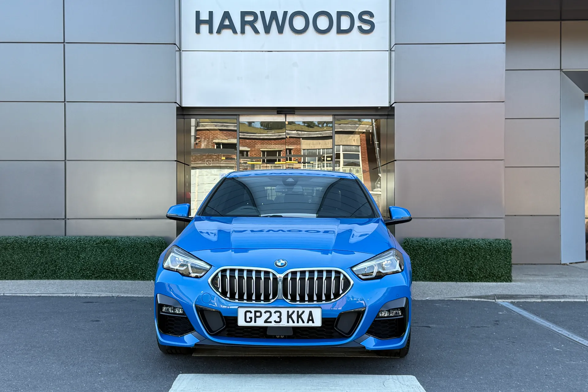 BMW 2 SERIES thumbnail image number 8
