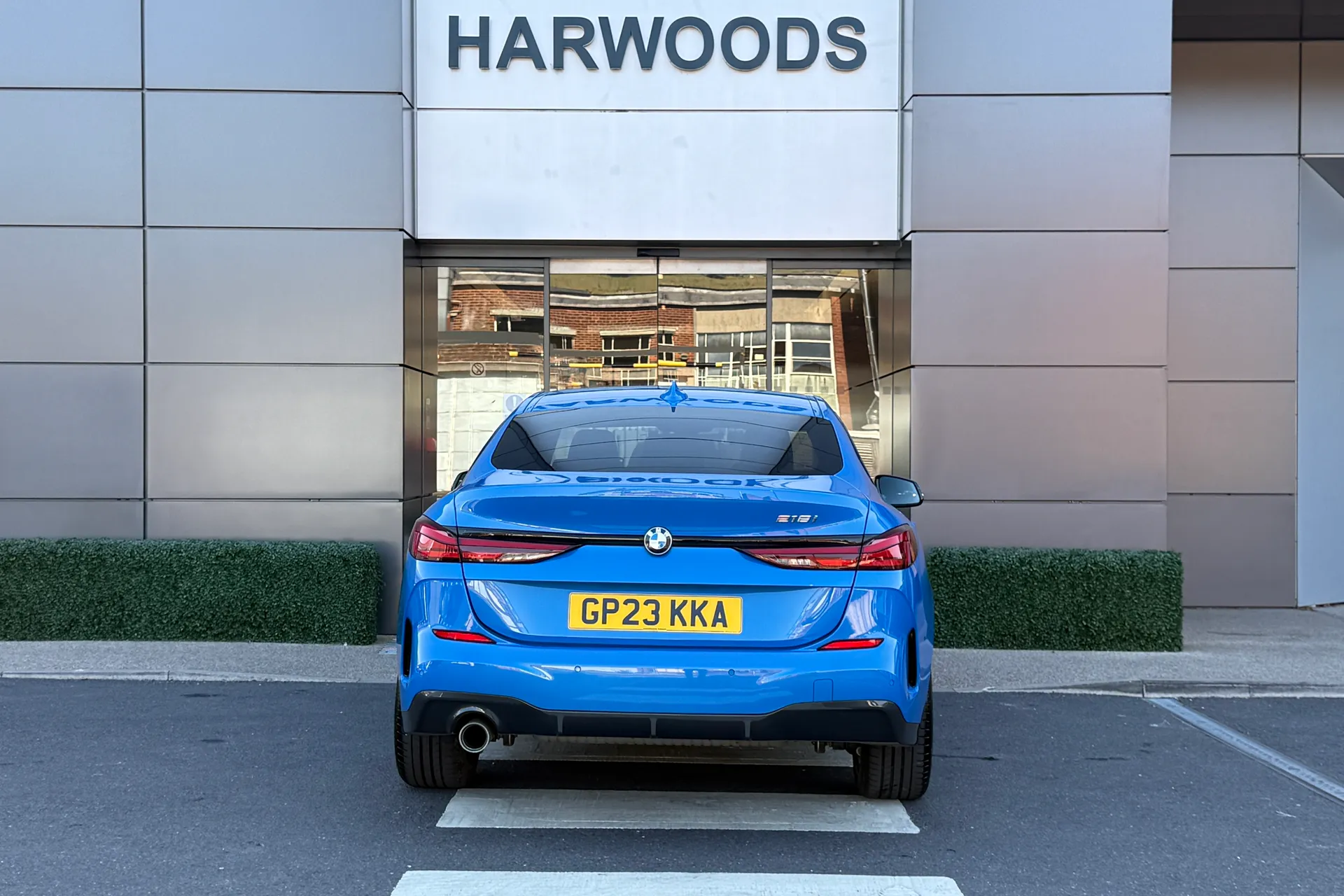 BMW 2 SERIES thumbnail image number 10