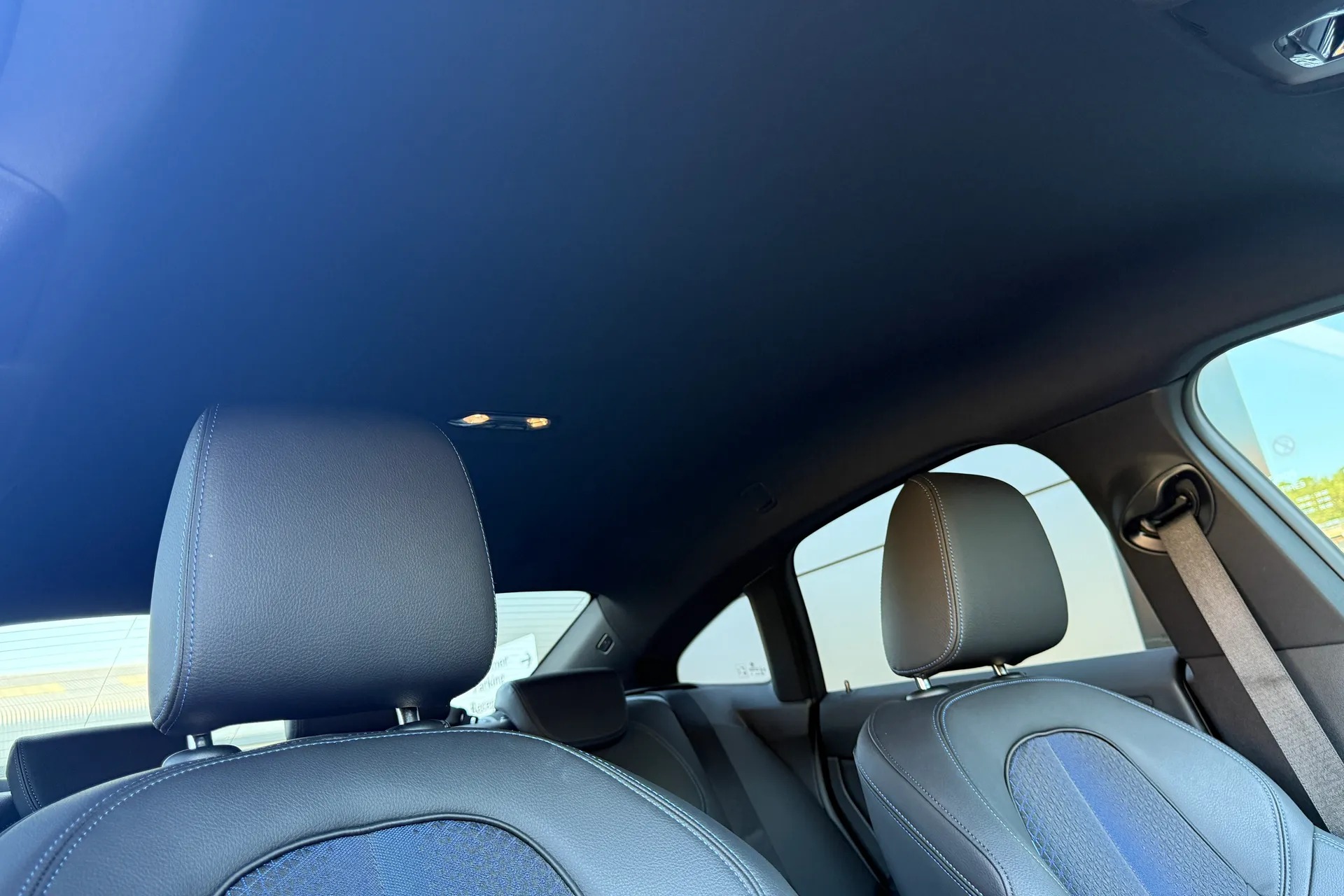 BMW 2 SERIES thumbnail image number 21