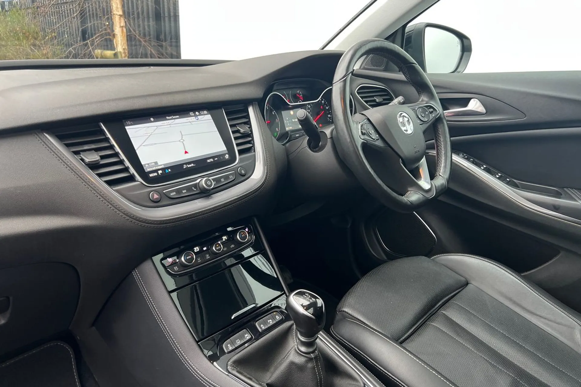 VAUXHALL GRANDLAND X thumbnail image number 31