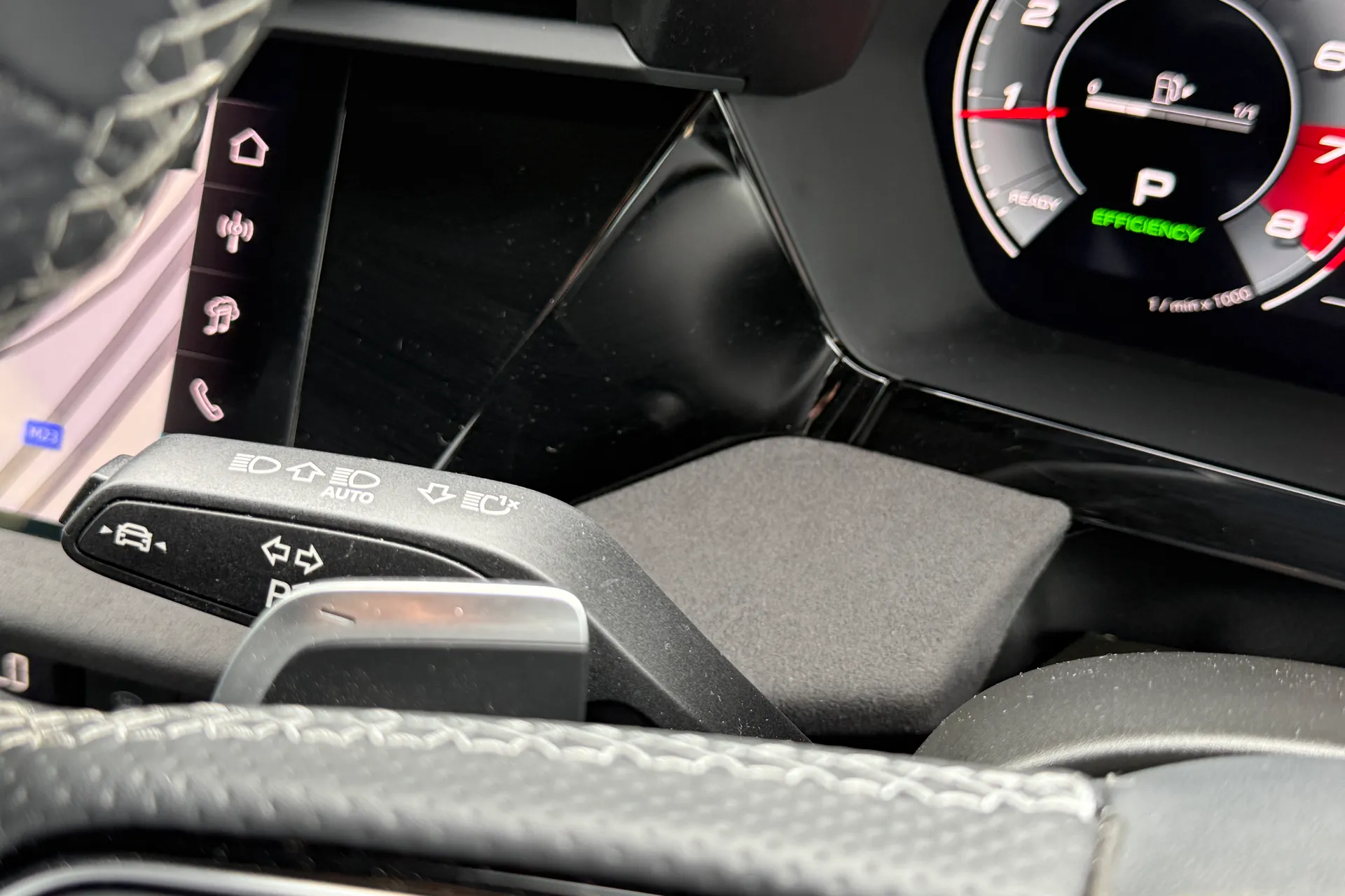 Audi A3 thumbnail image number 25