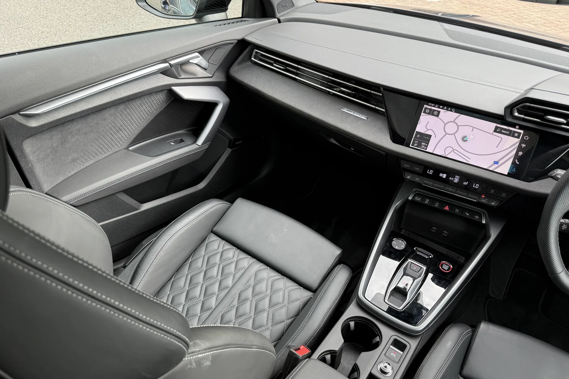 Audi A3 thumbnail image number 38