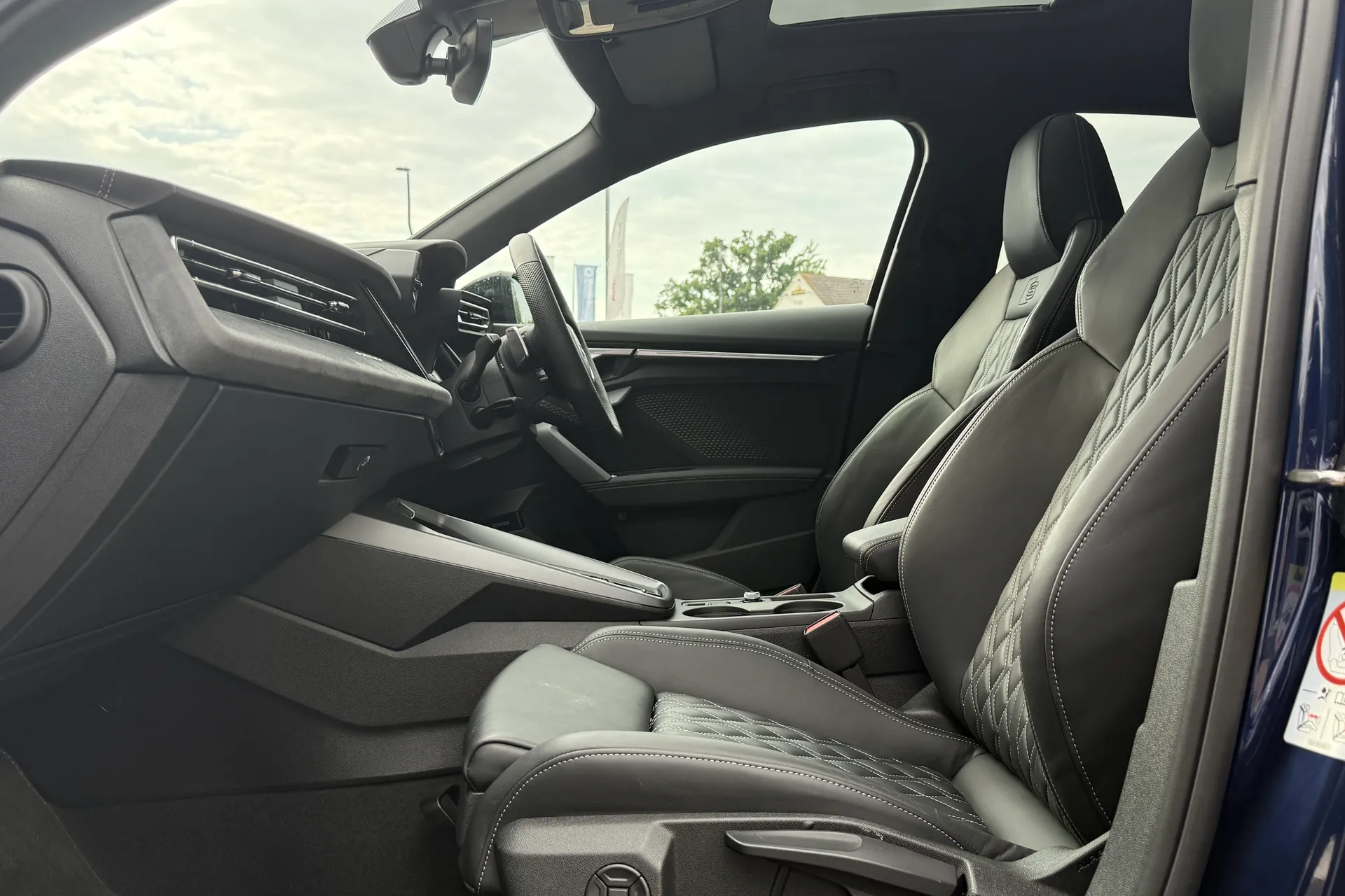 Audi A3 thumbnail image number 48