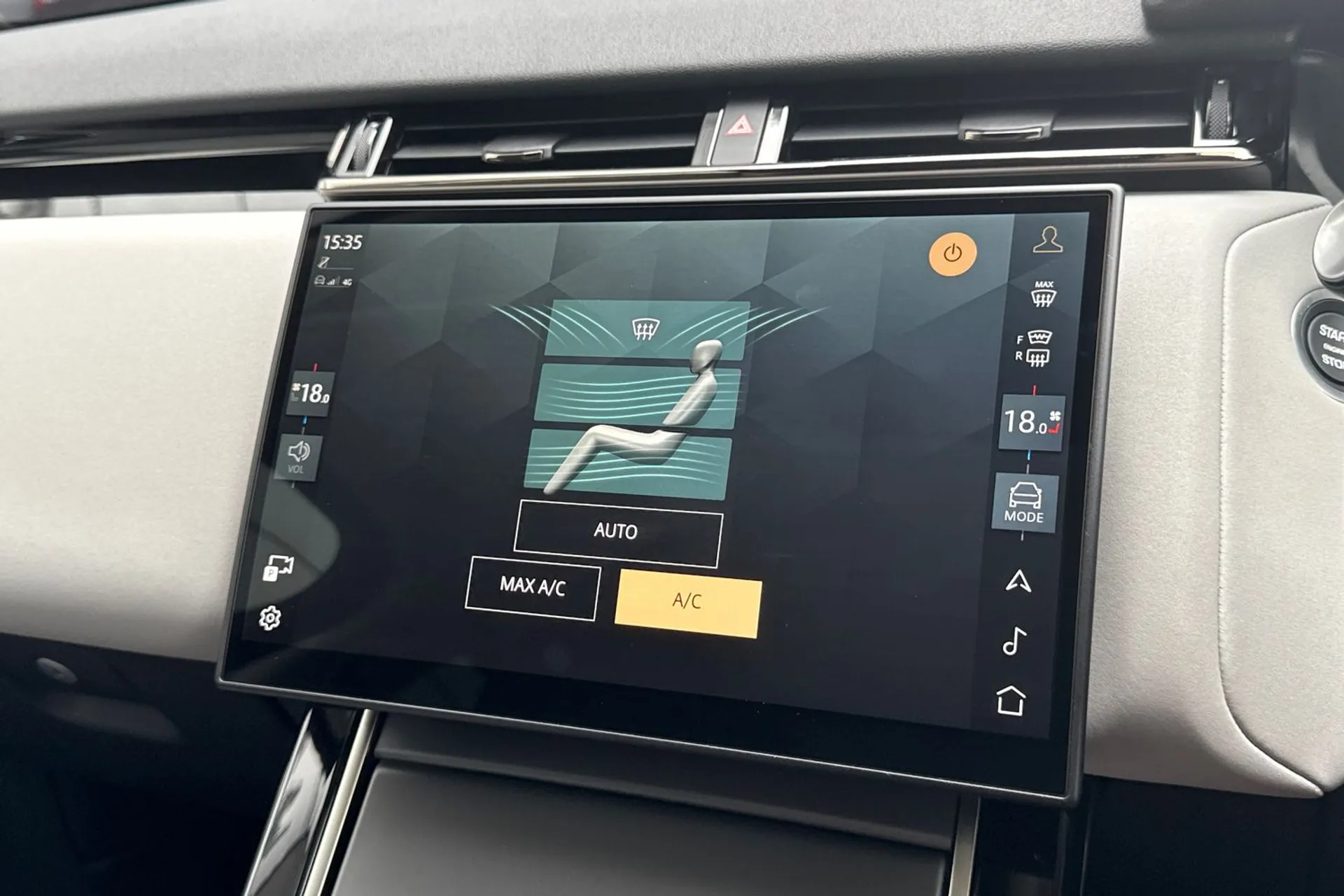 LAND ROVER RANGE ROVER VELAR thumbnail image number 66