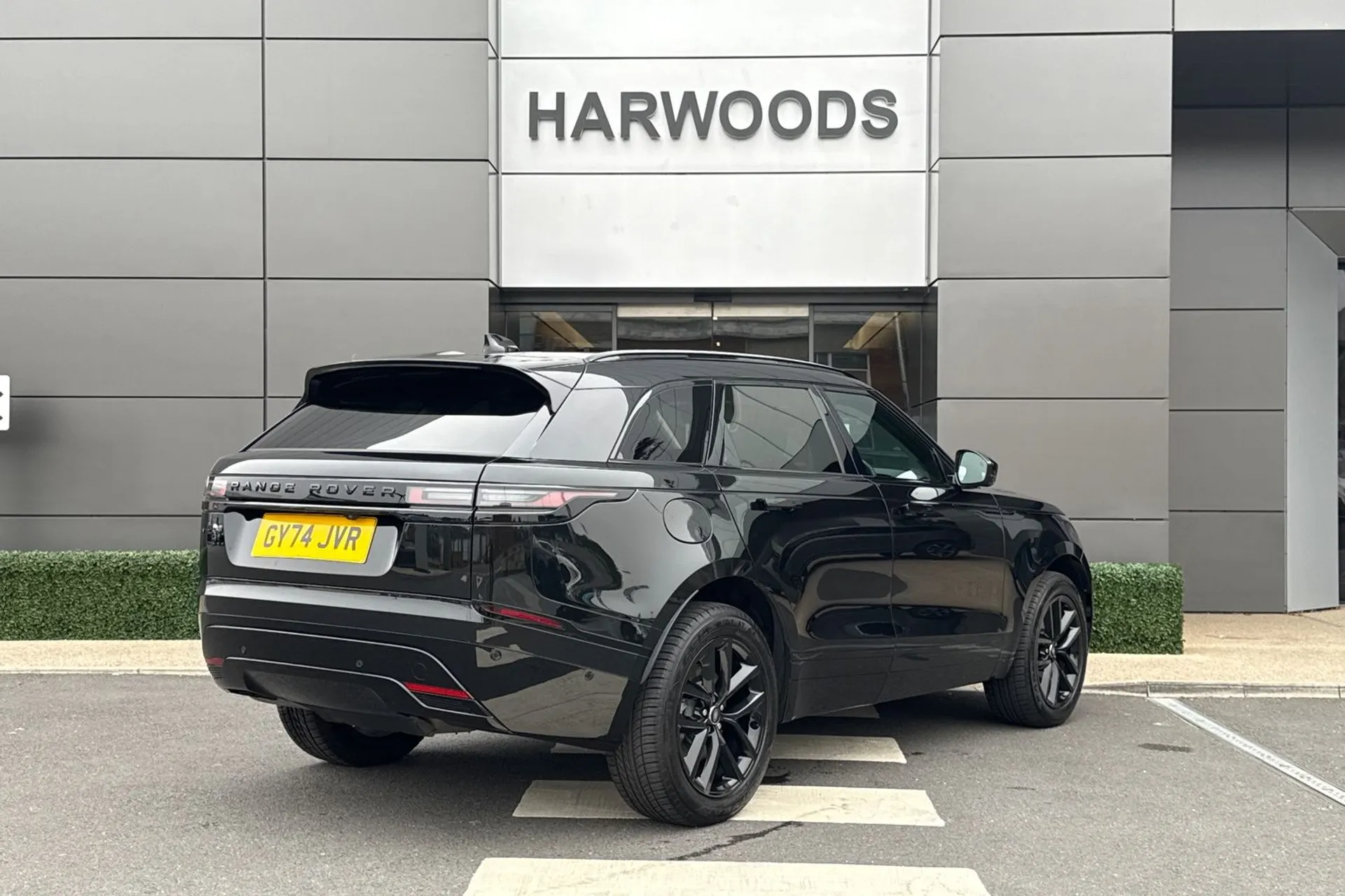 LAND ROVER RANGE ROVER VELAR thumbnail image number 6