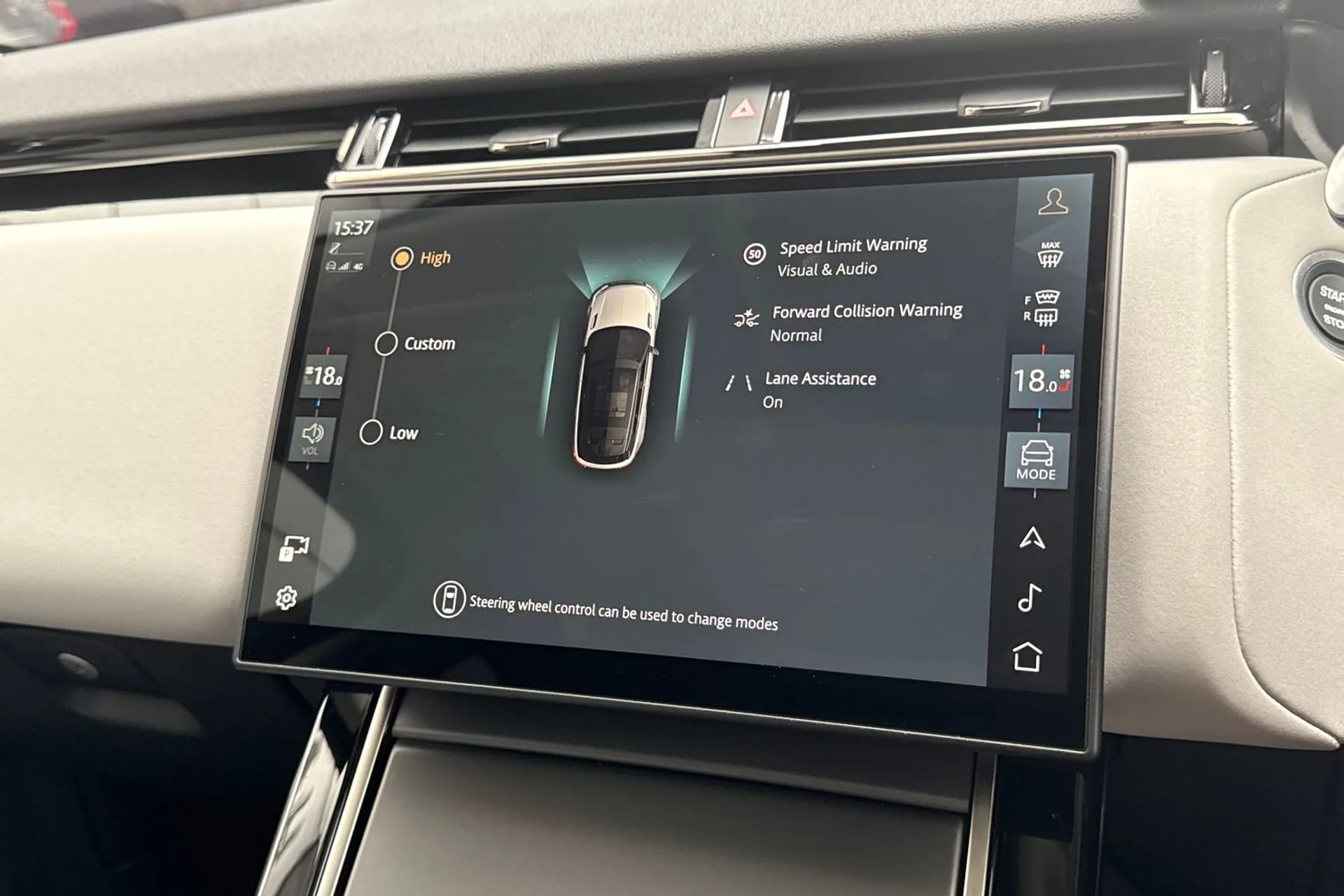 LAND ROVER RANGE ROVER VELAR thumbnail image number 53