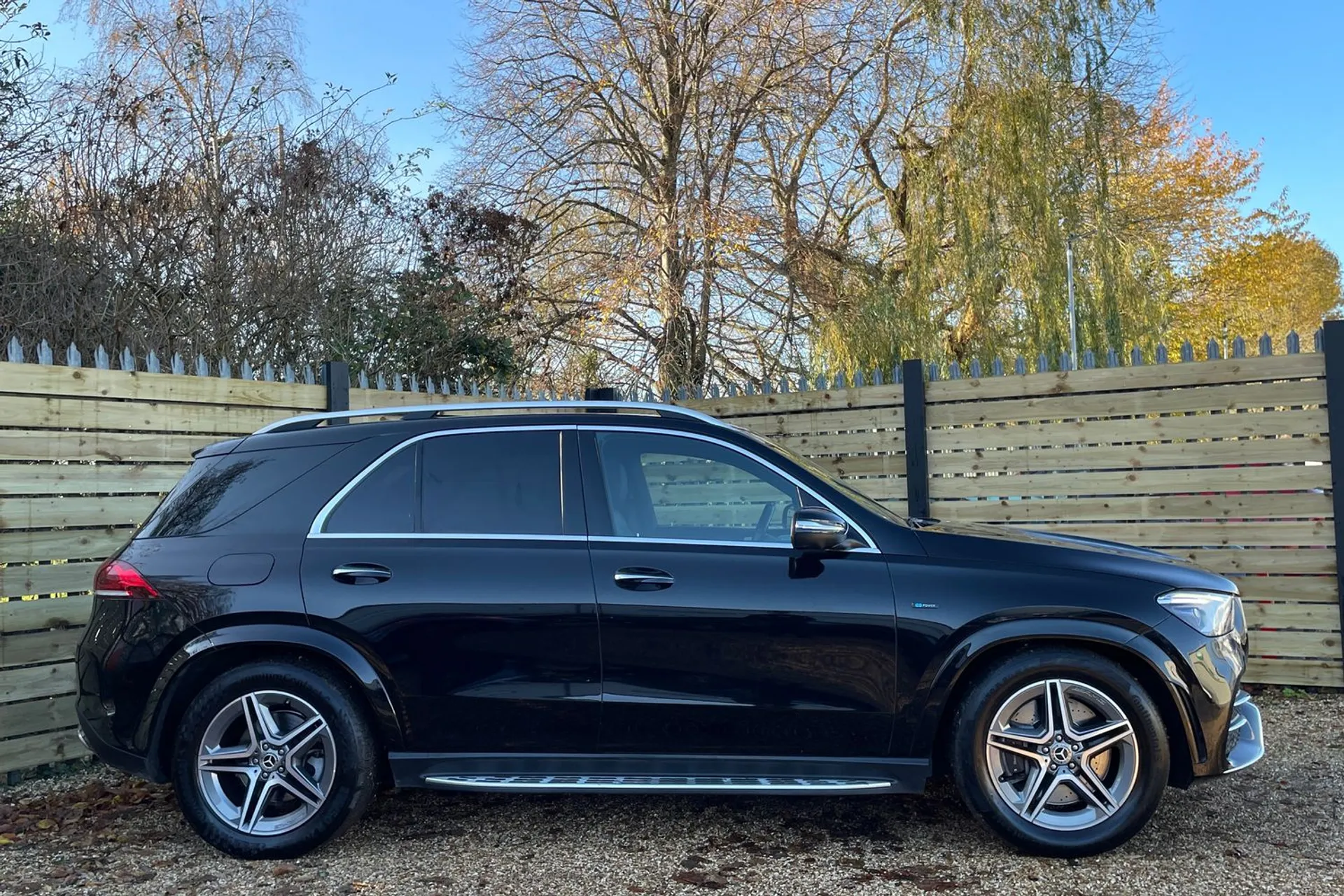 MERCEDES-BENZ GLE thumbnail image number 2